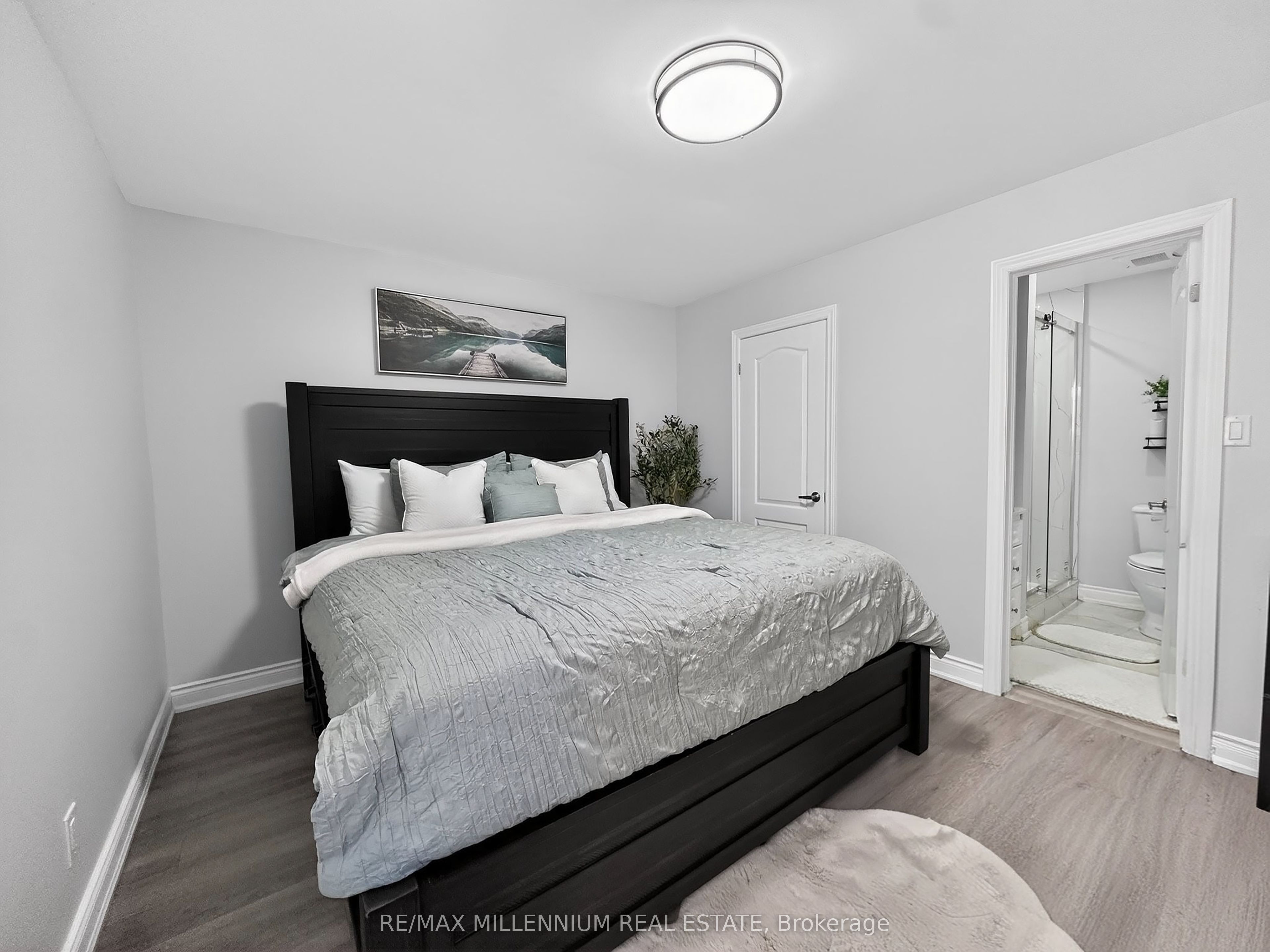 19 Cardwell Street Property Photo 16