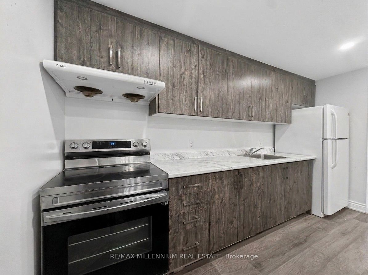 19 Cardwell Street Property Photo 23