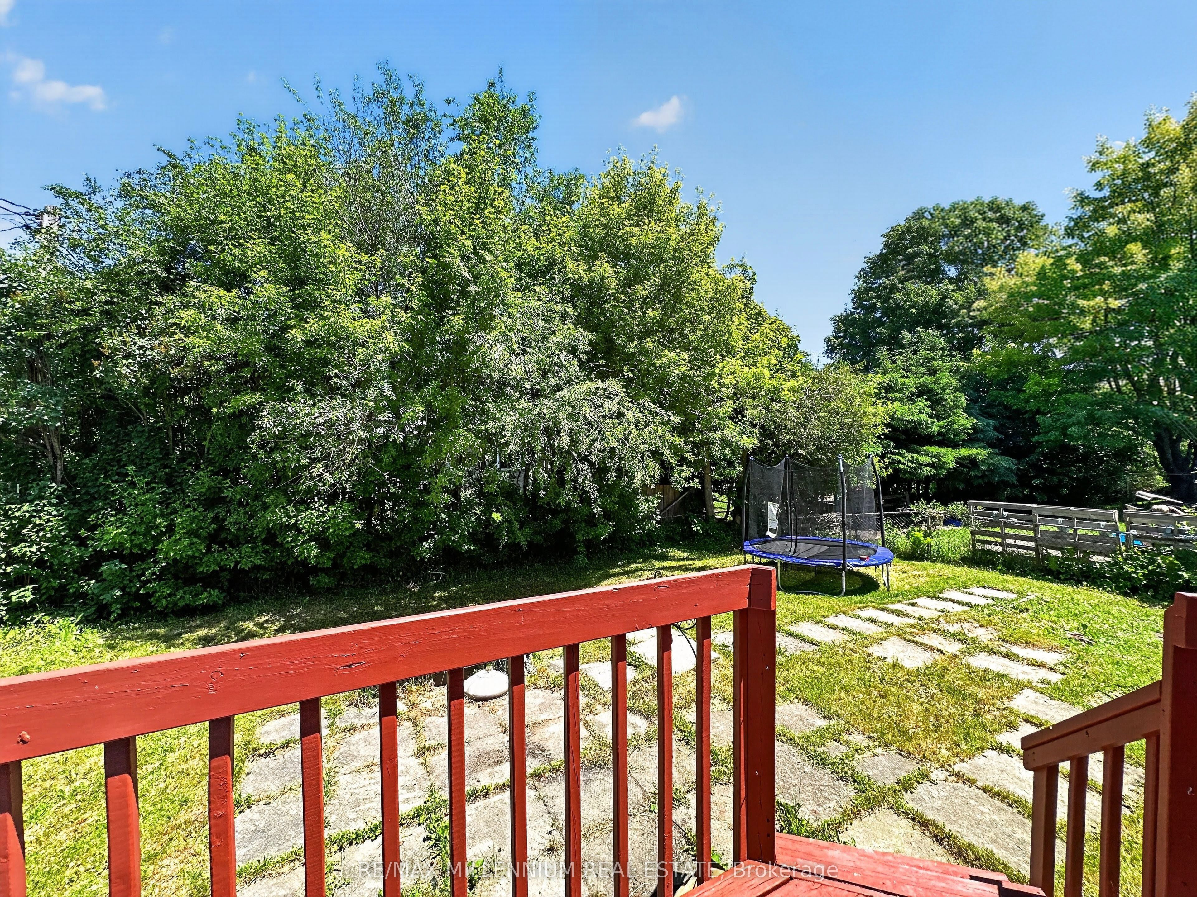 19 Cardwell Street Property Photo 29