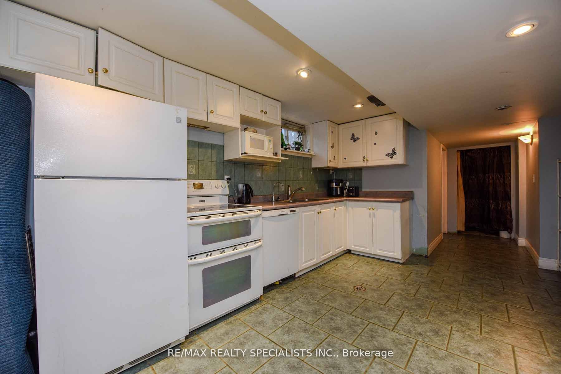 8136 Hornby Road Property Photo 19
