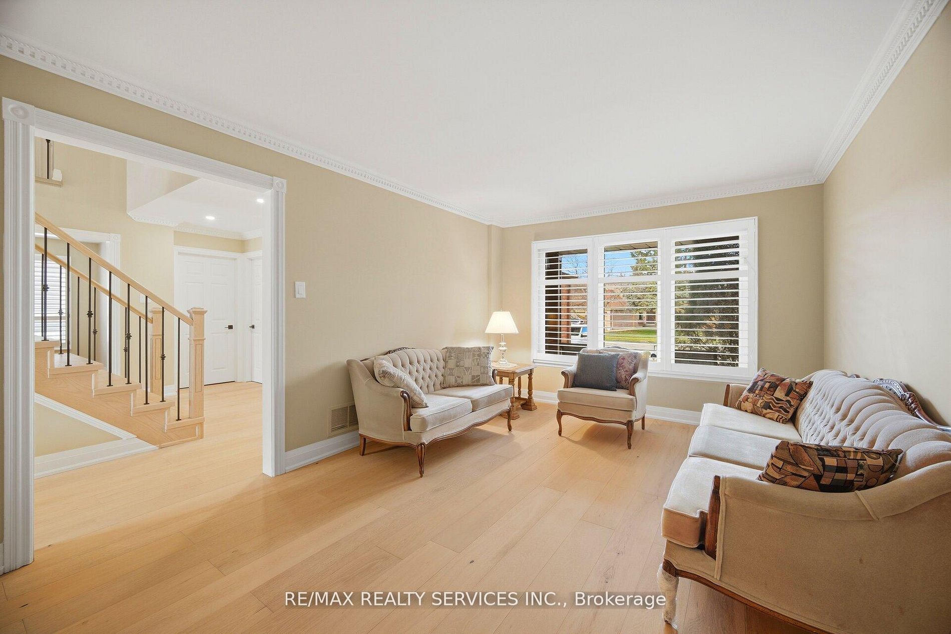 23 Newbury Crescent Property Photo 9