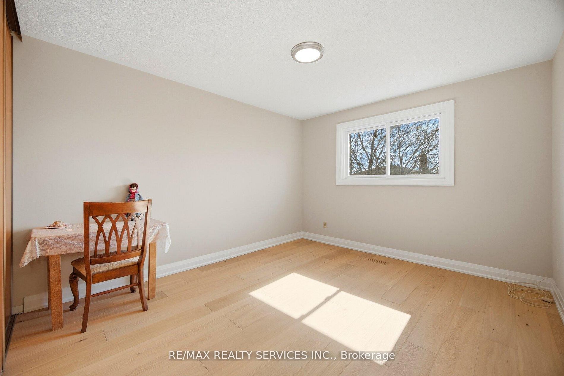 23 Newbury Crescent Property Photo 34