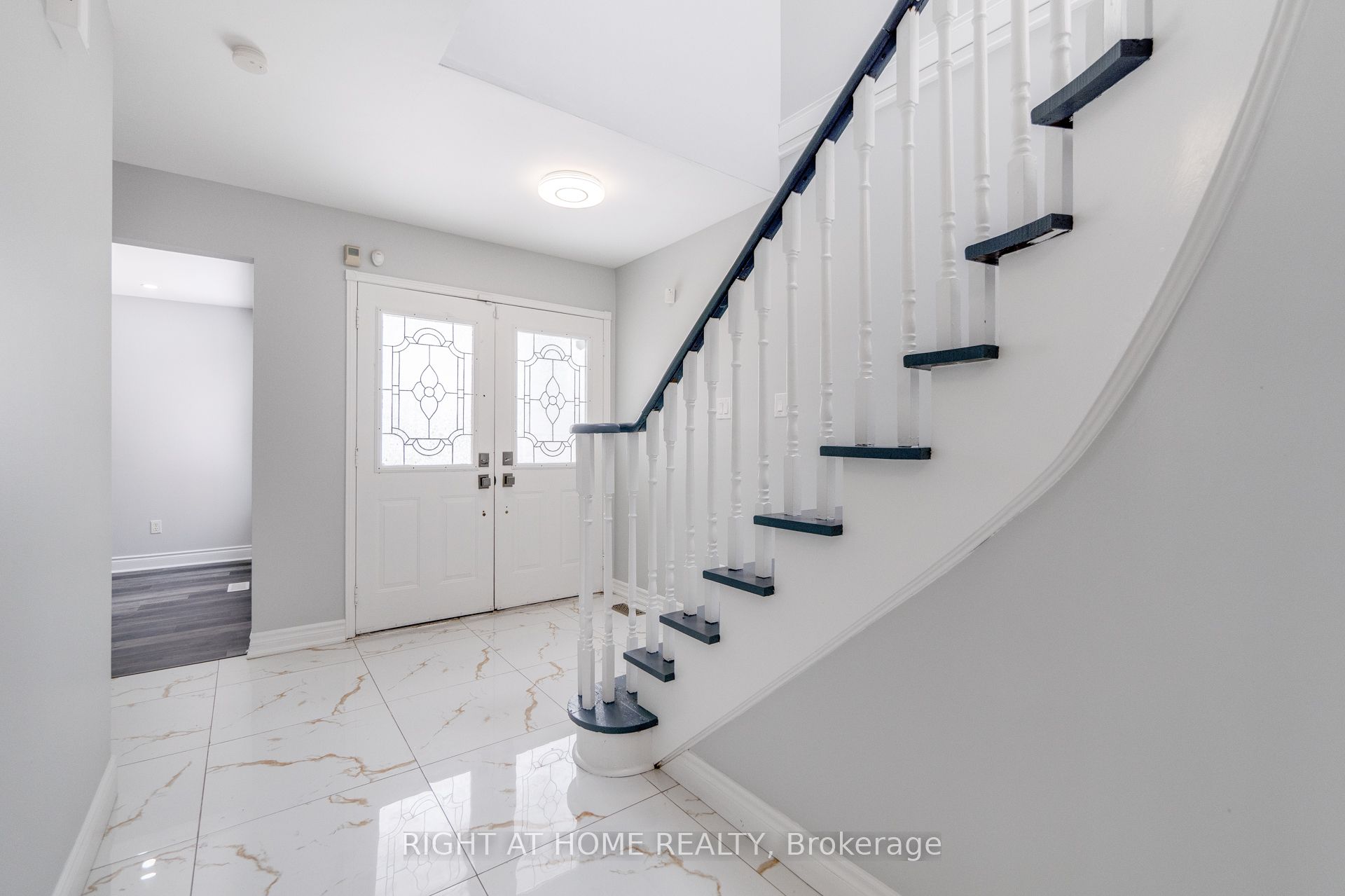 34 Meadowlark Drive Property Photo 4
