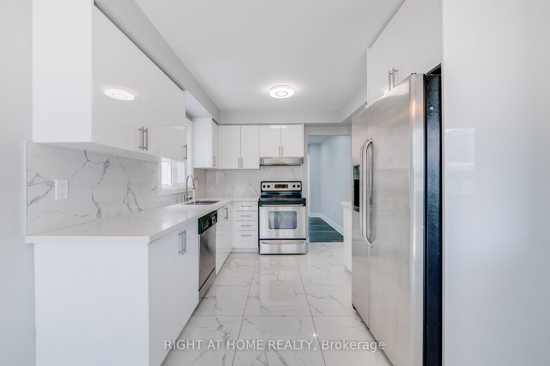 34 Meadowlark Drive Property Photo 11