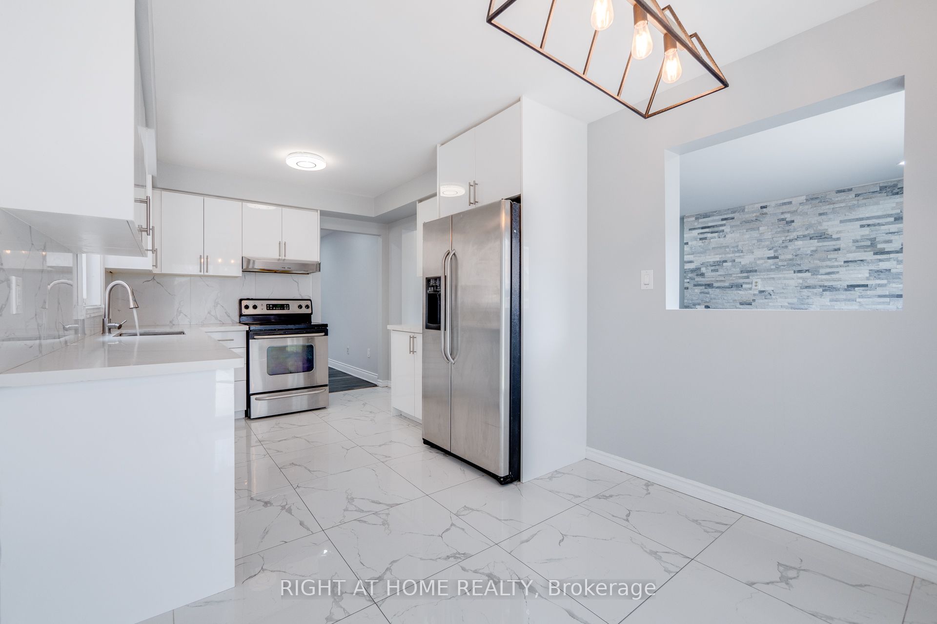 34 Meadowlark Drive Property Photo 14