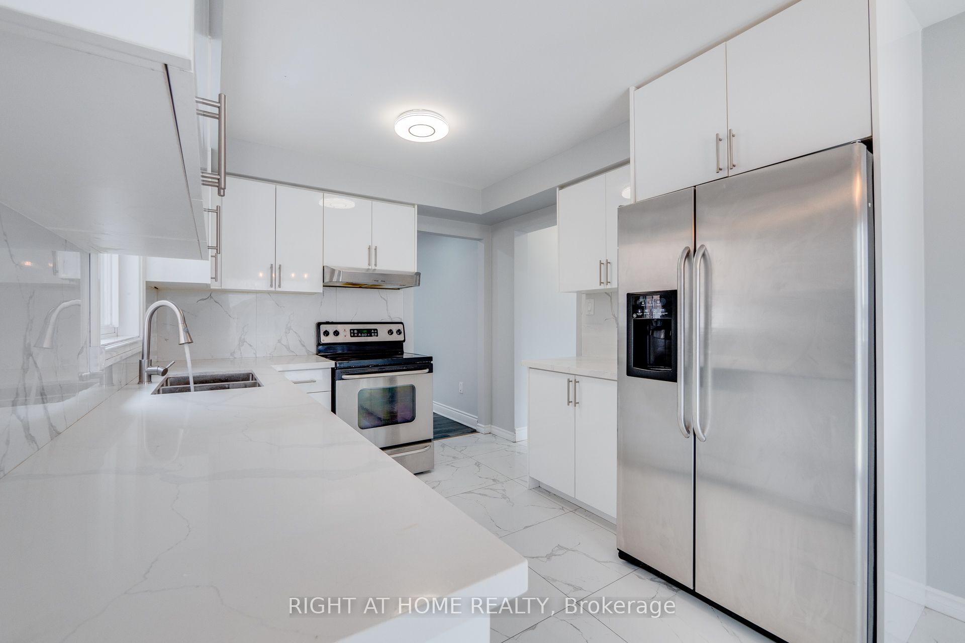 34 Meadowlark Drive Property Photo 15