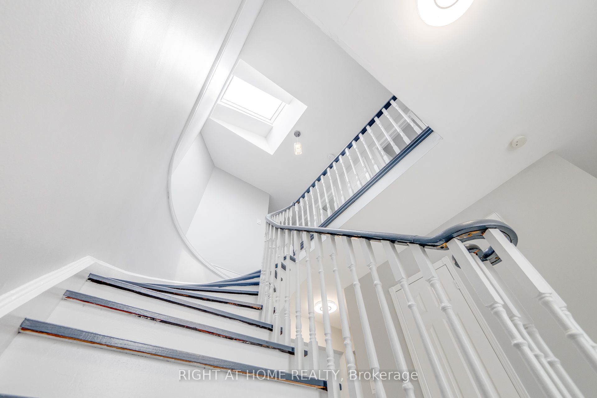 34 Meadowlark Drive Property Photo 17