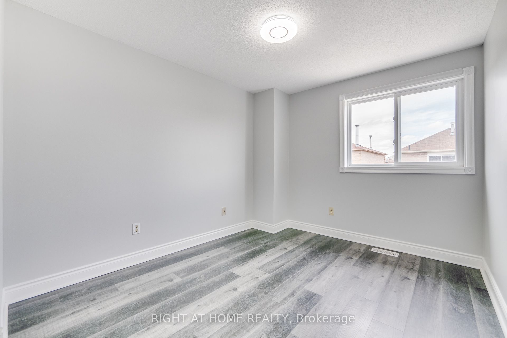 34 Meadowlark Drive Property Photo 24