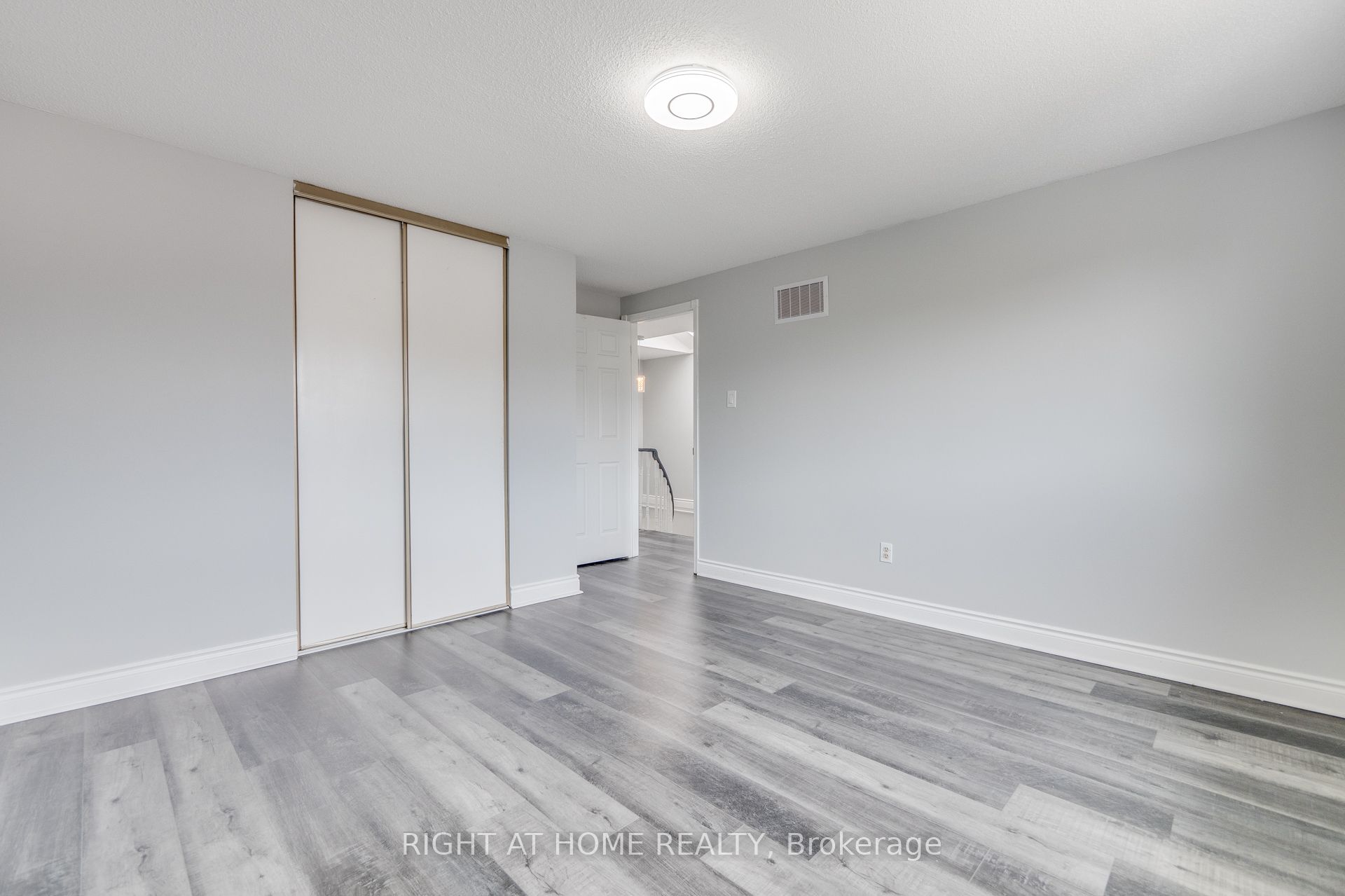 34 Meadowlark Drive Property Photo 25