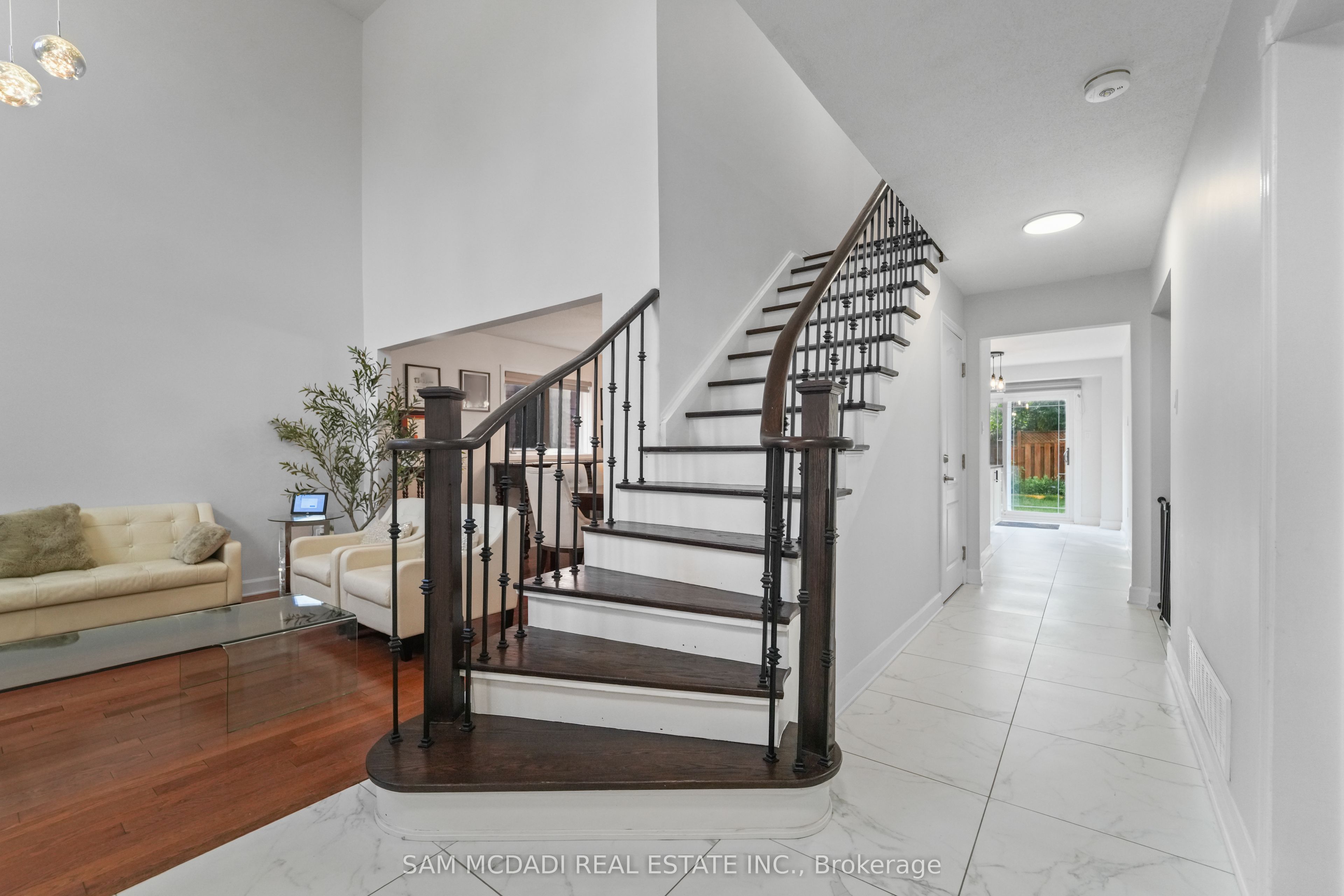 4778 Crystal Rose Drive Property Photo 4