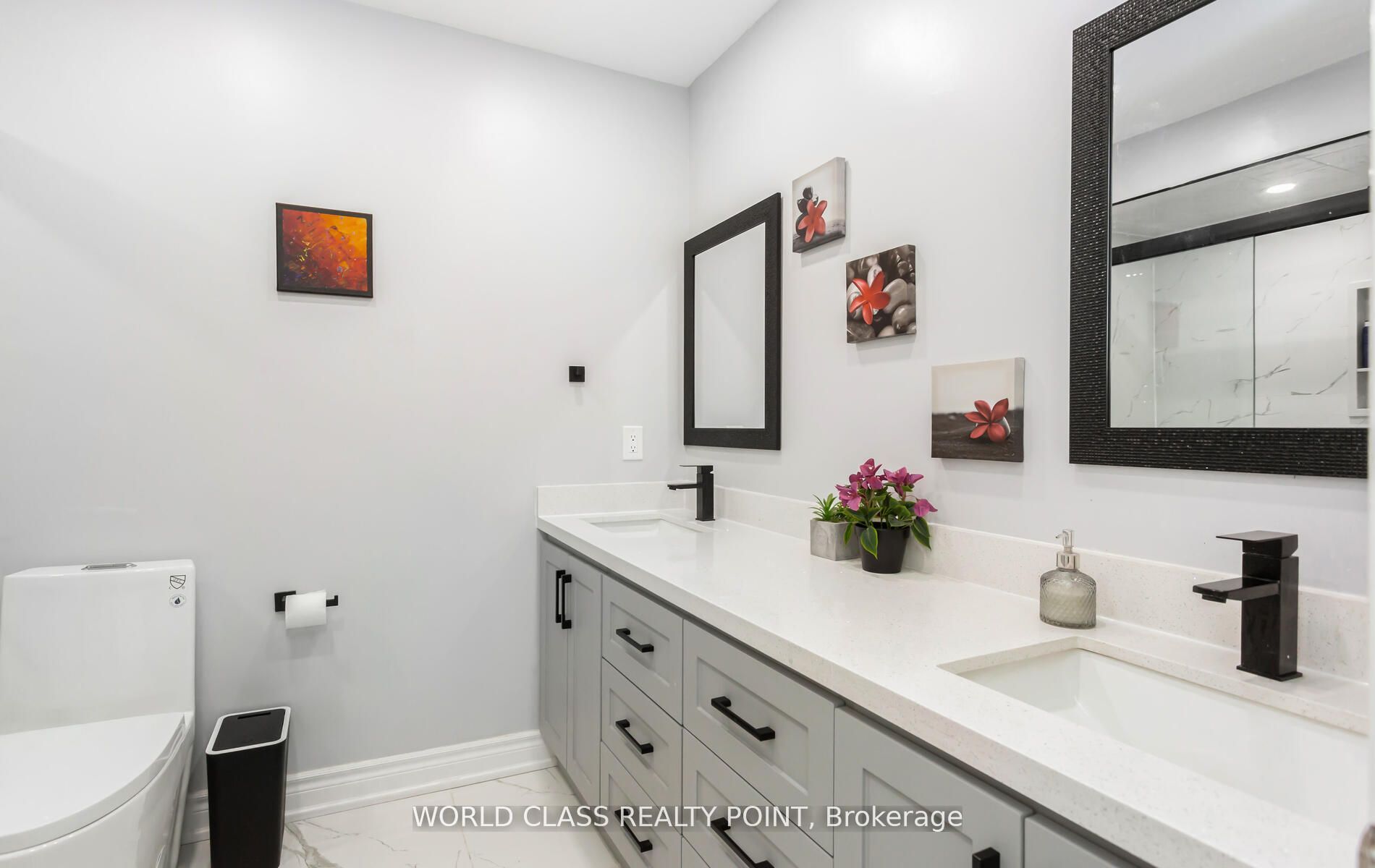 17 Manett Crescent E Property Photo 24