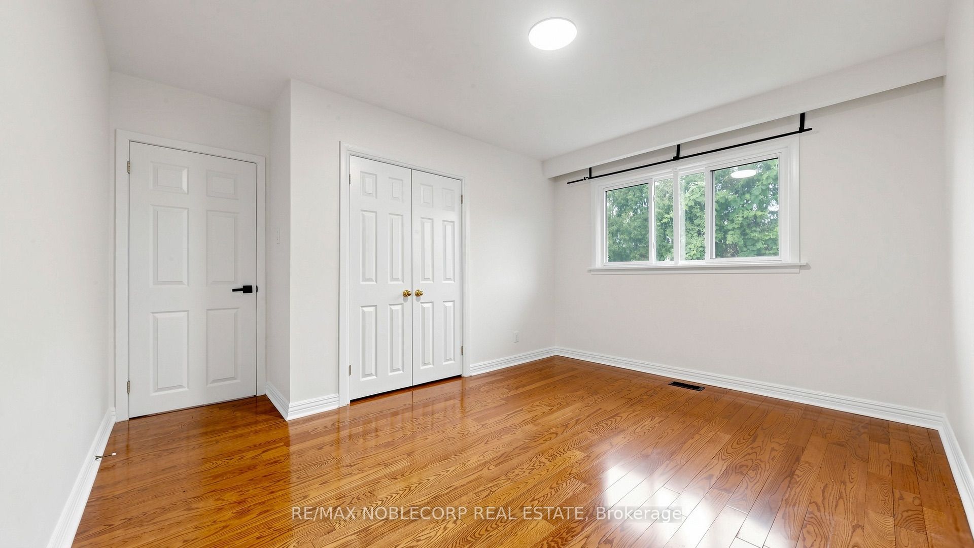 8 Summerfield Crescent Property Photo 21