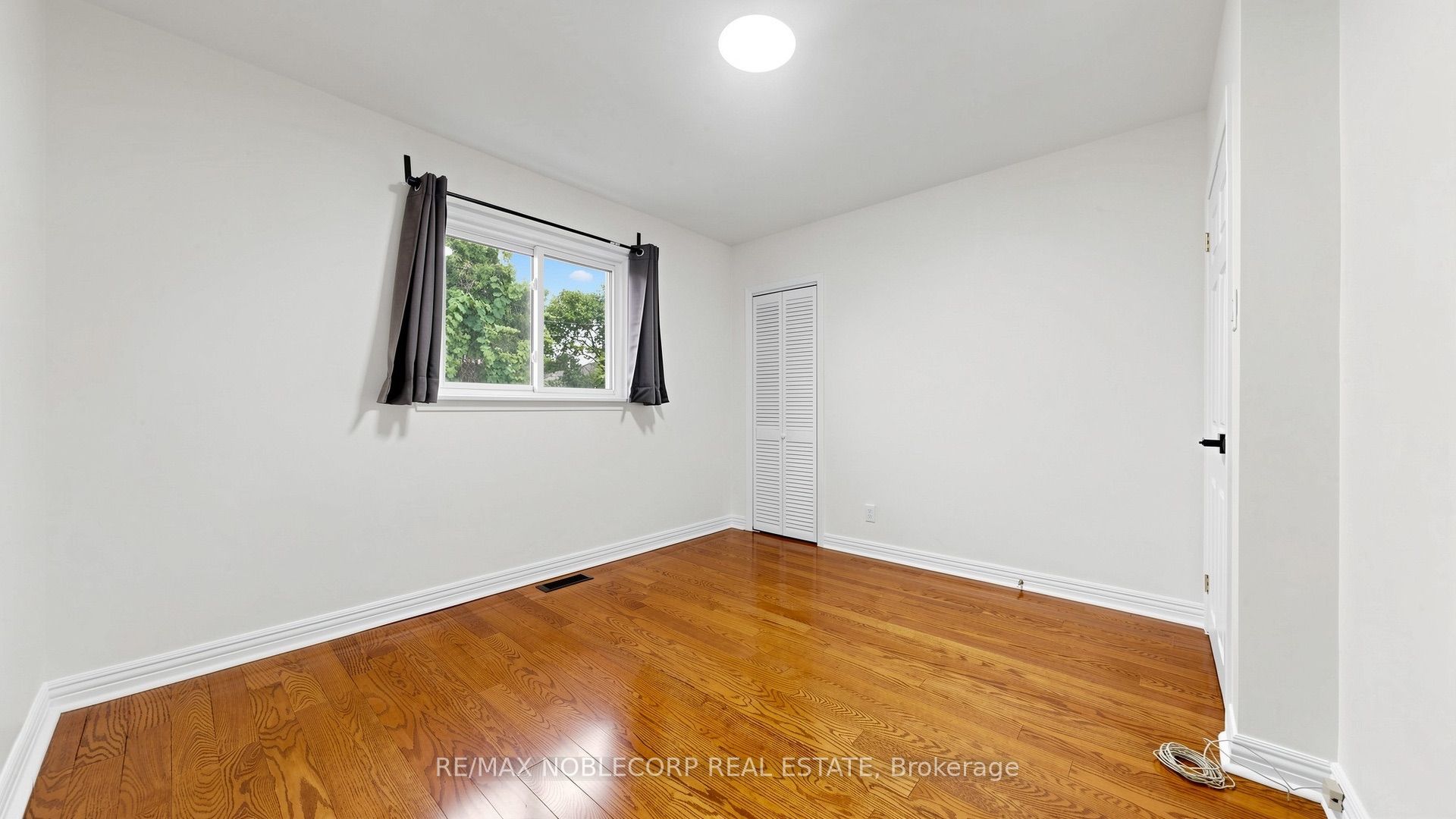8 Summerfield Crescent Property Photo 25