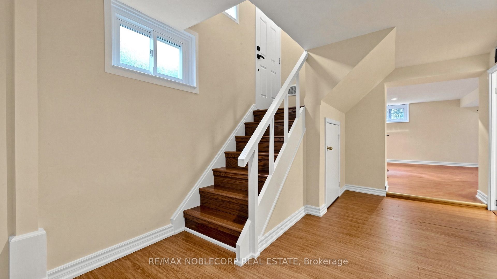 8 Summerfield Crescent Property Photo 28