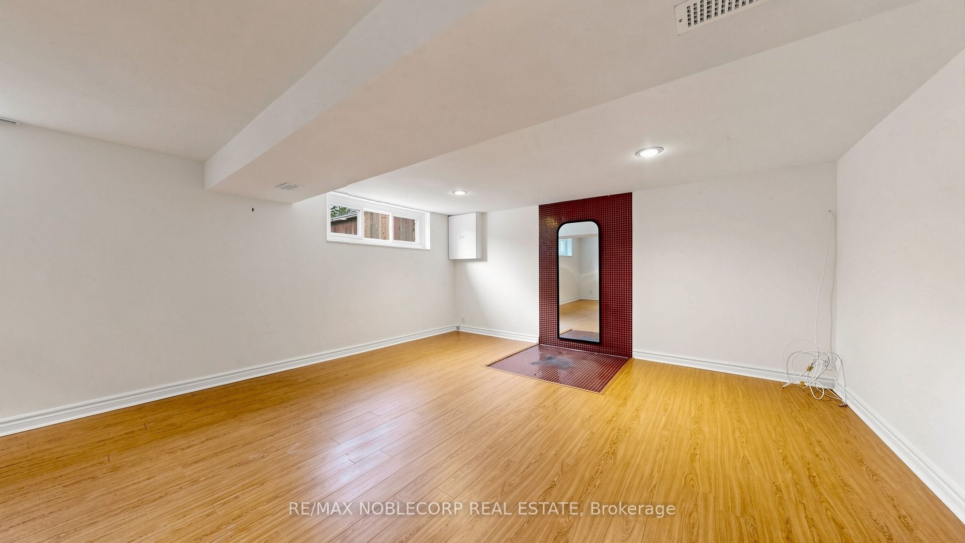 8 Summerfield Crescent Property Photo 31