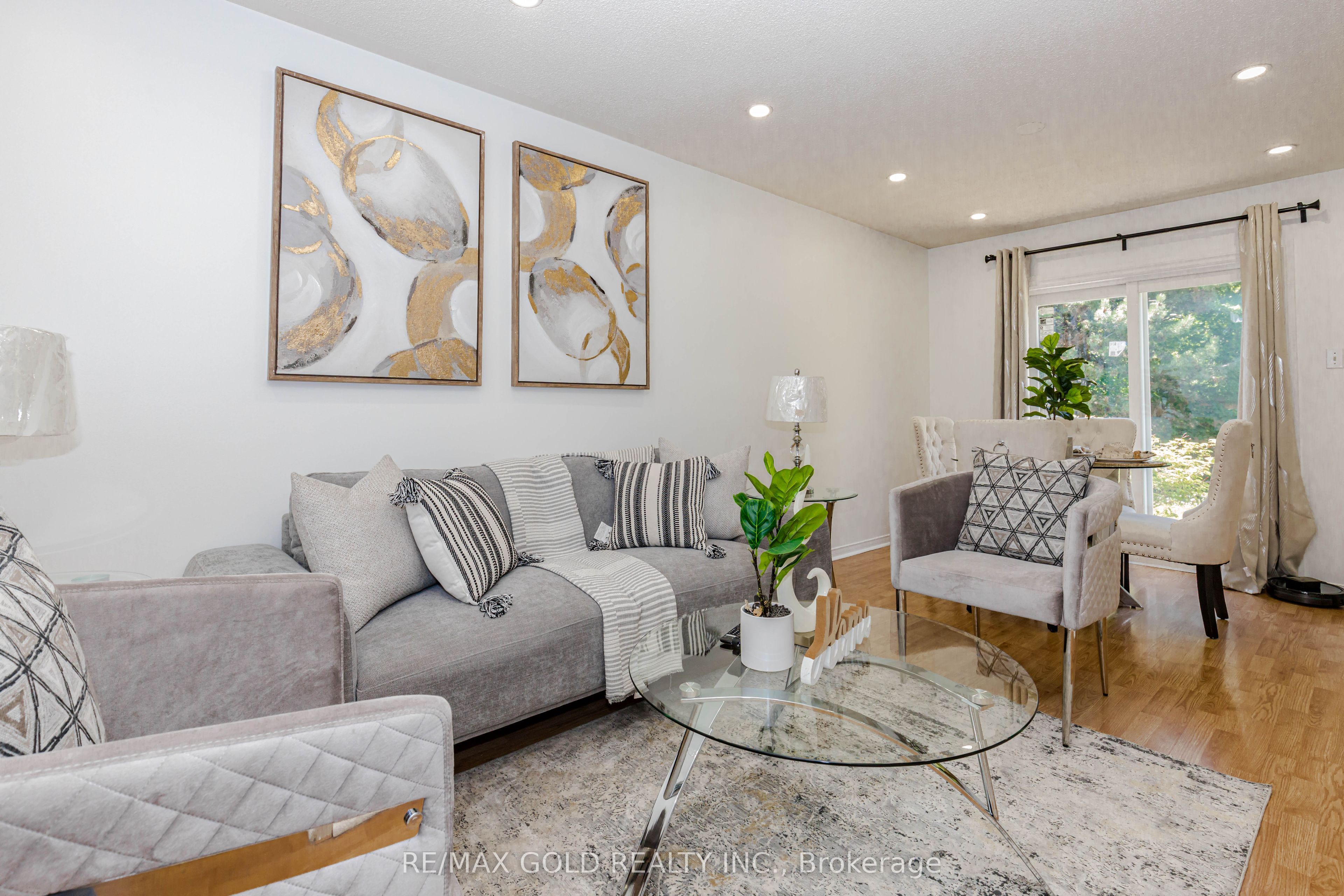 52 Wickstead Court Property Photo 8