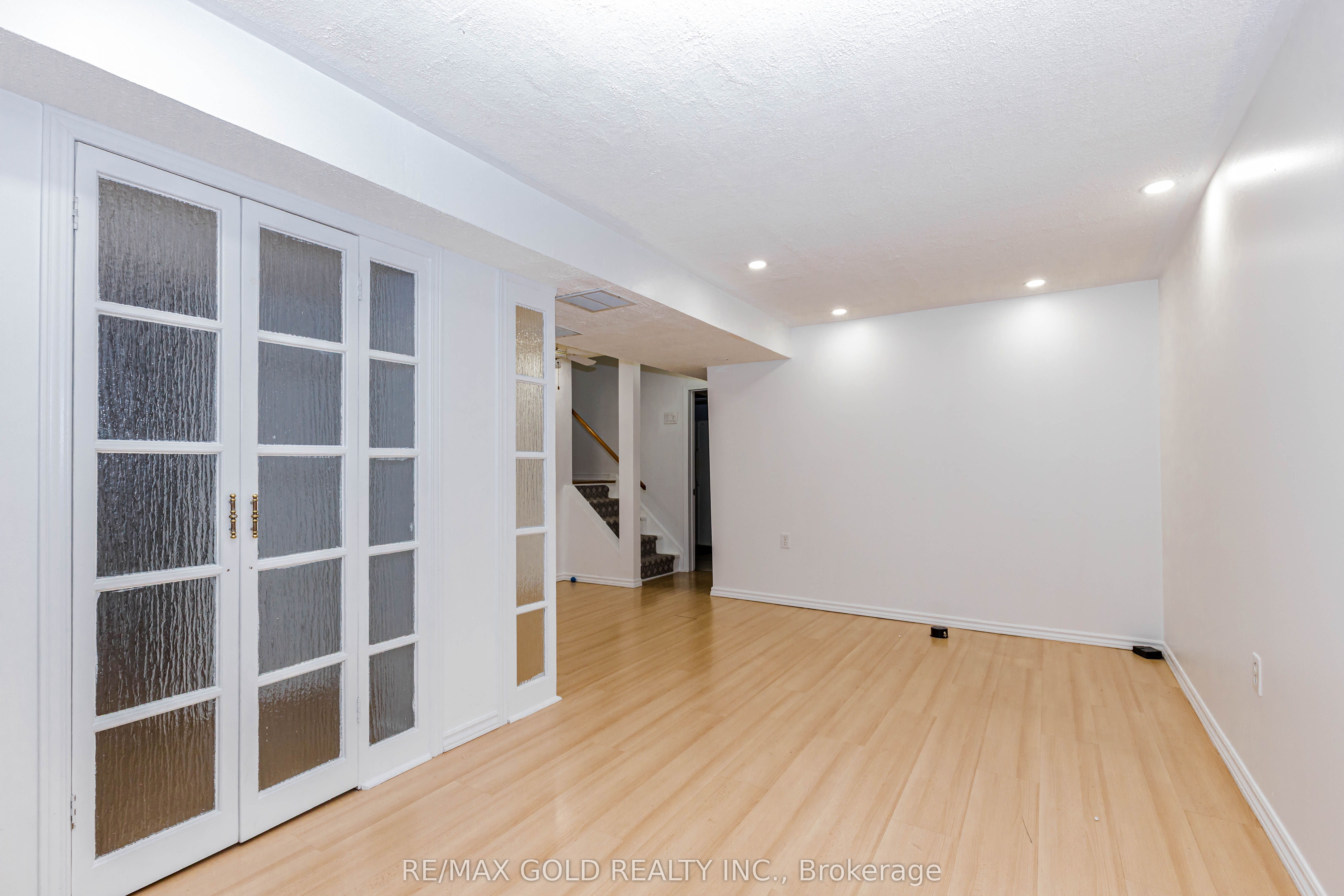 52 Wickstead Court Property Photo 36
