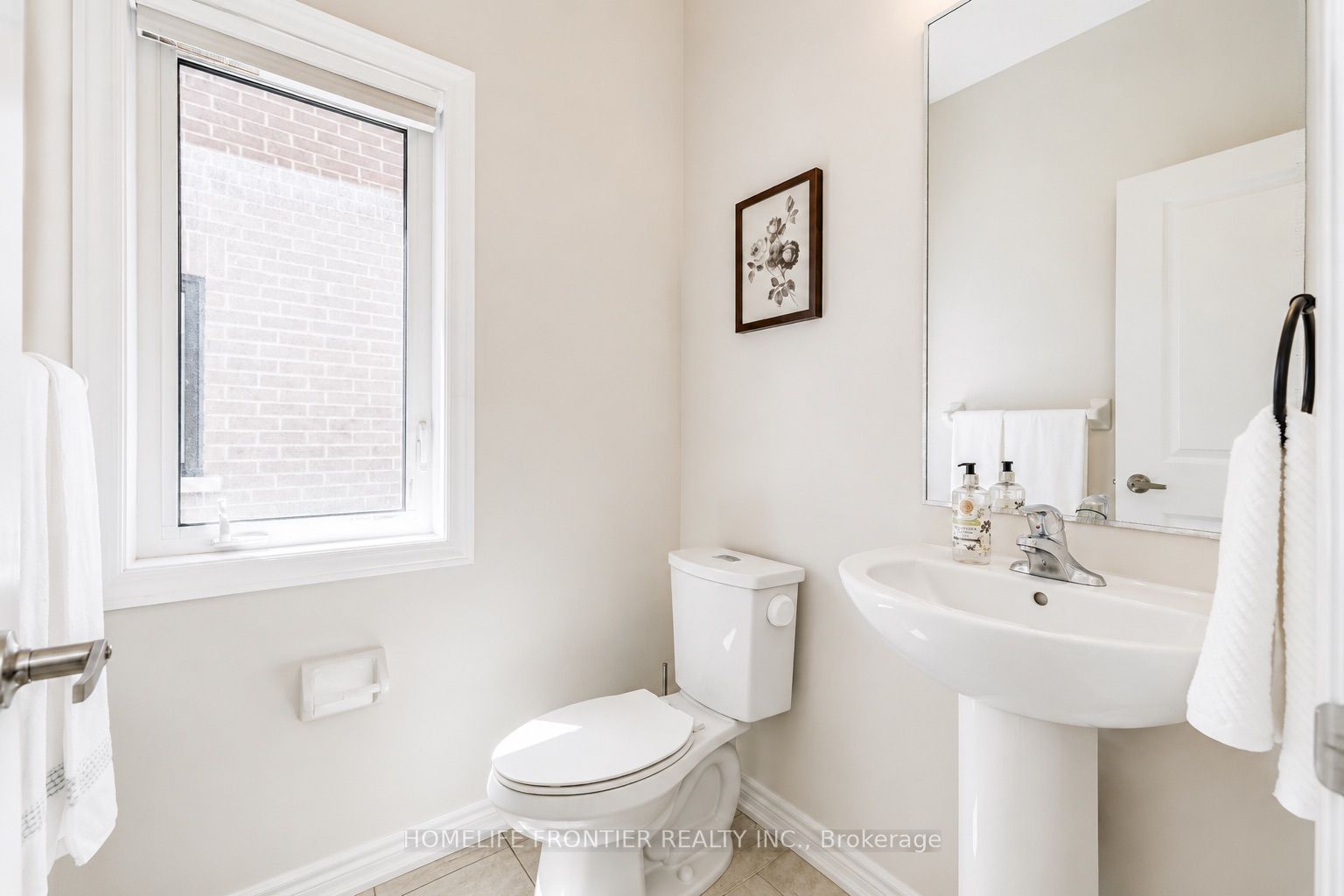 879 Plum Place Property Photo 10