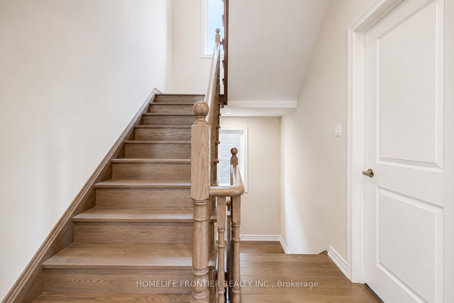 879 Plum Place Property Photo 22