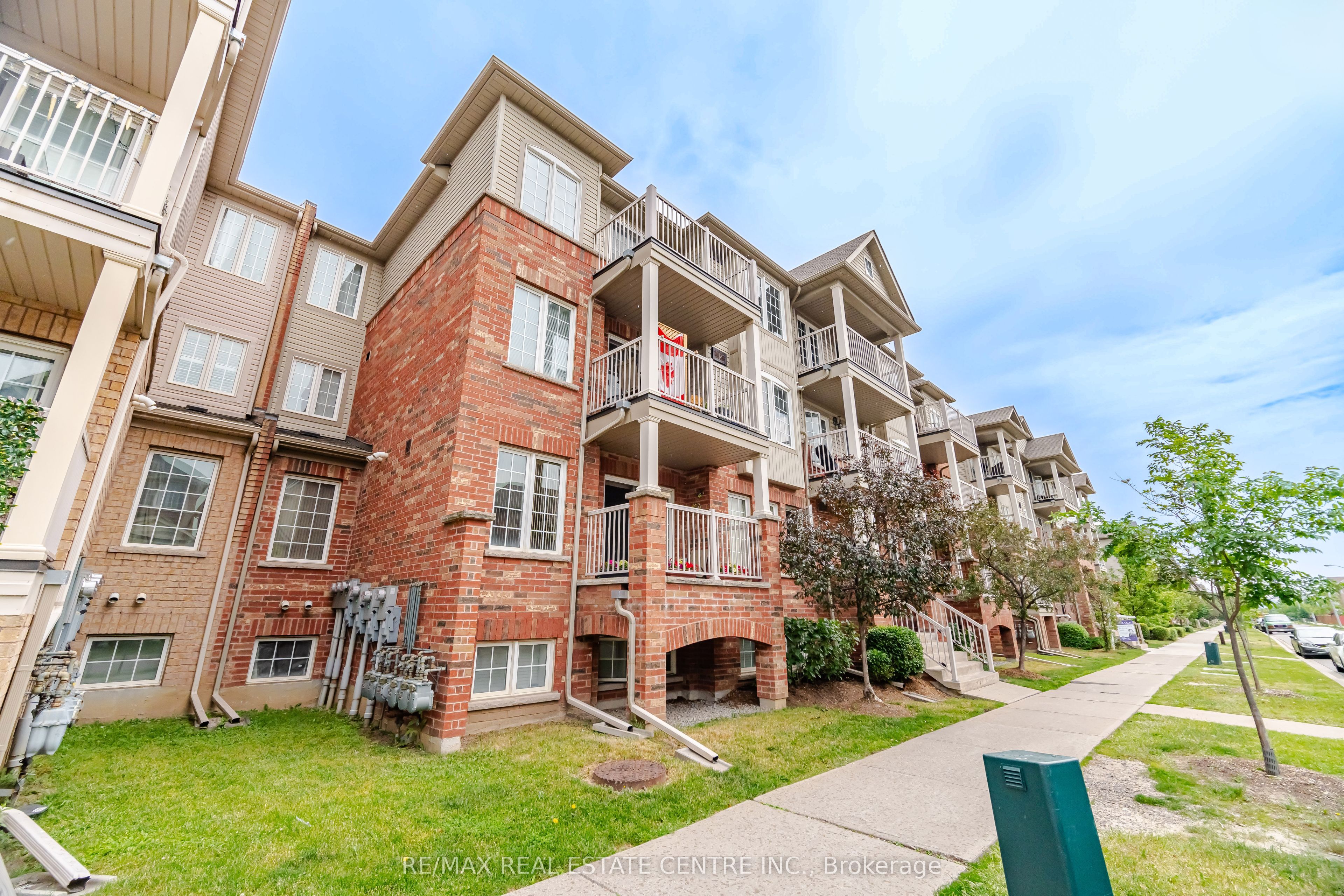 153 Isaac Devins Boulevard 2 Property Photo 1