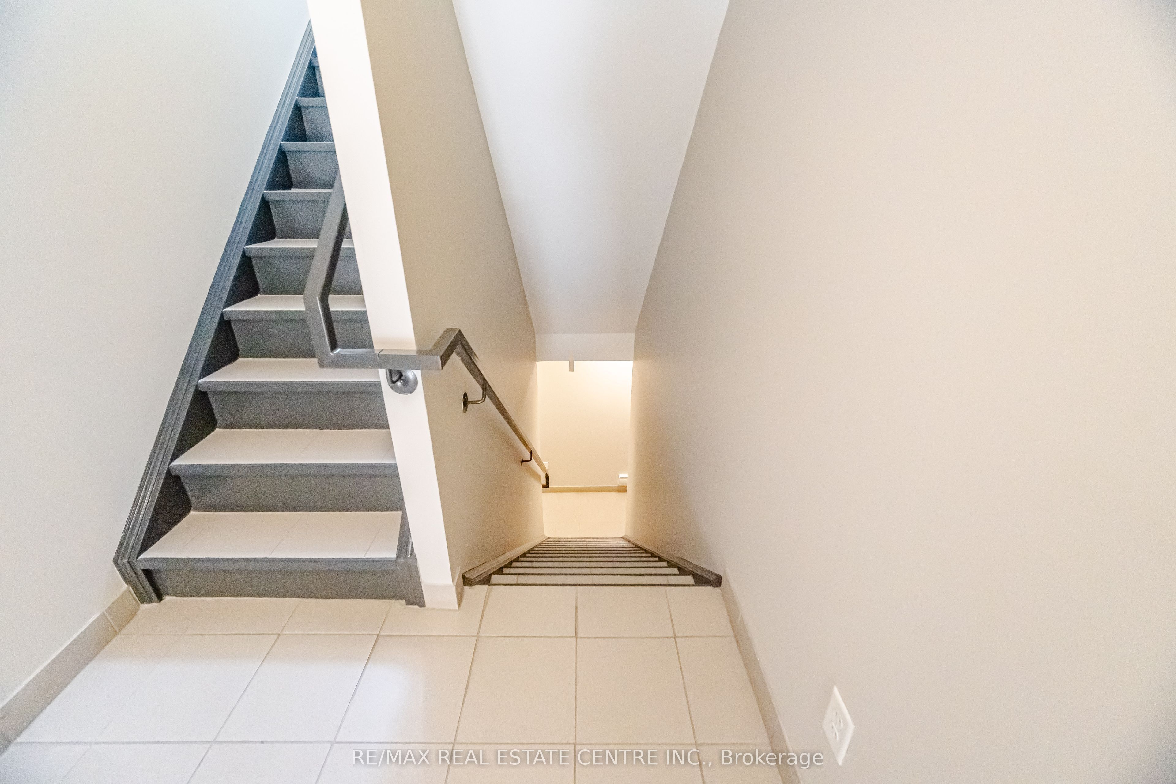 153 Isaac Devins Boulevard 2 Property Photo 6