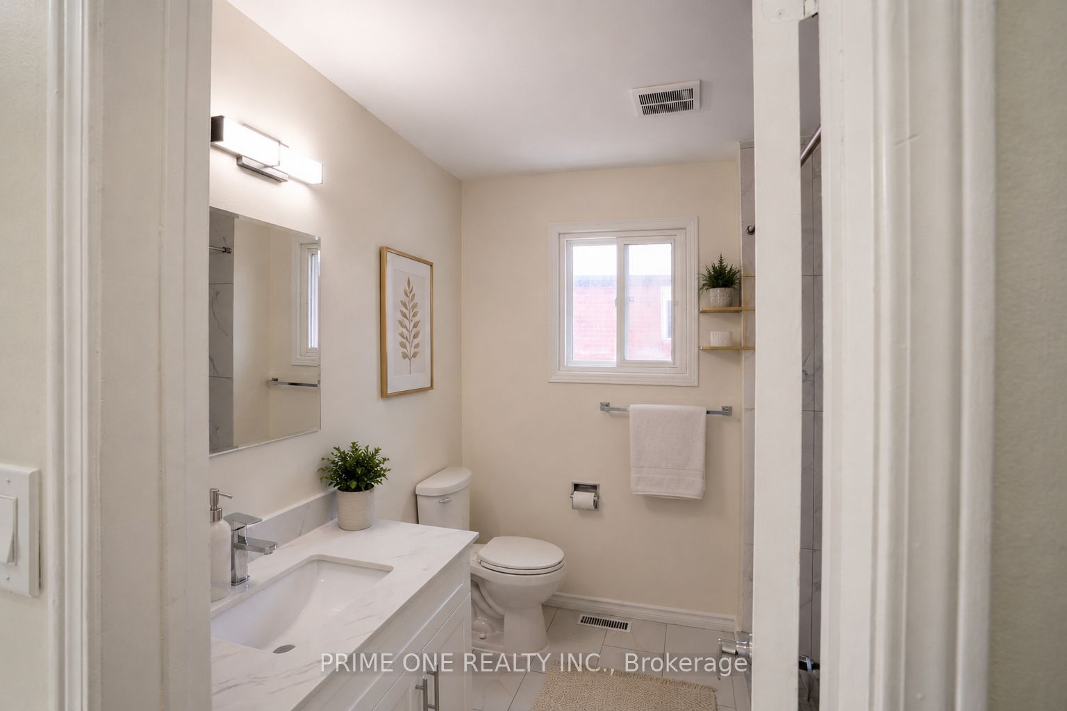 3290 Cambourne Crescent Property Photo 9