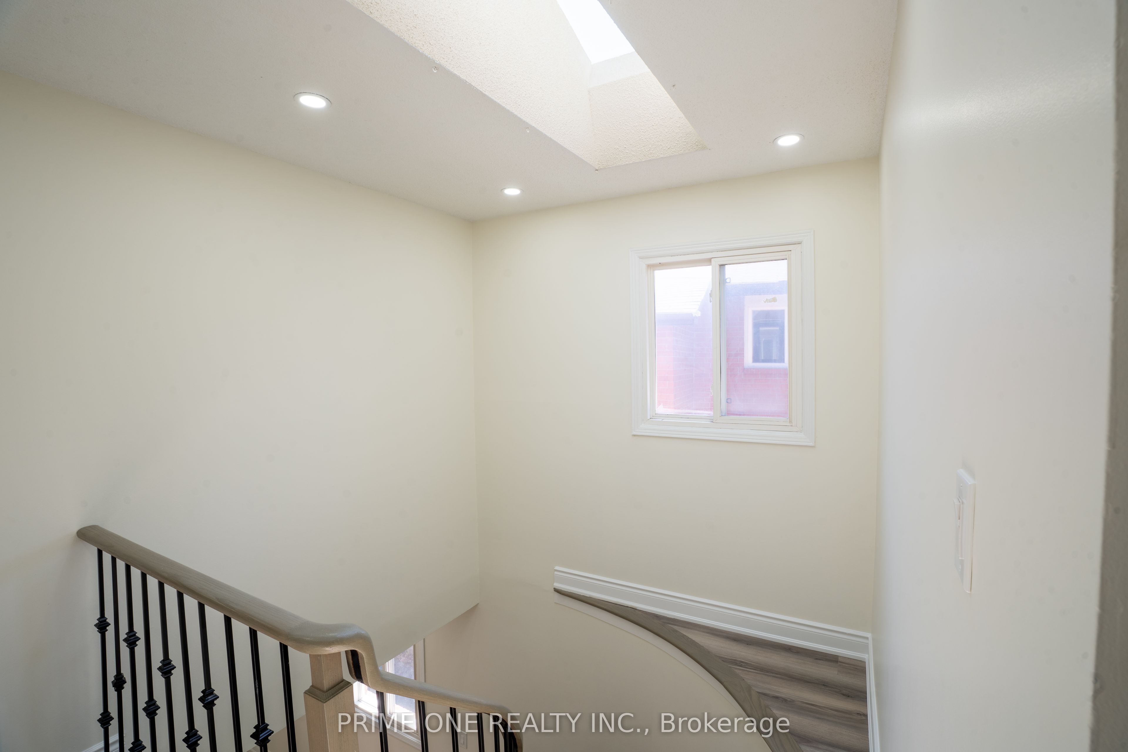 3290 Cambourne Crescent Property Photo 20
