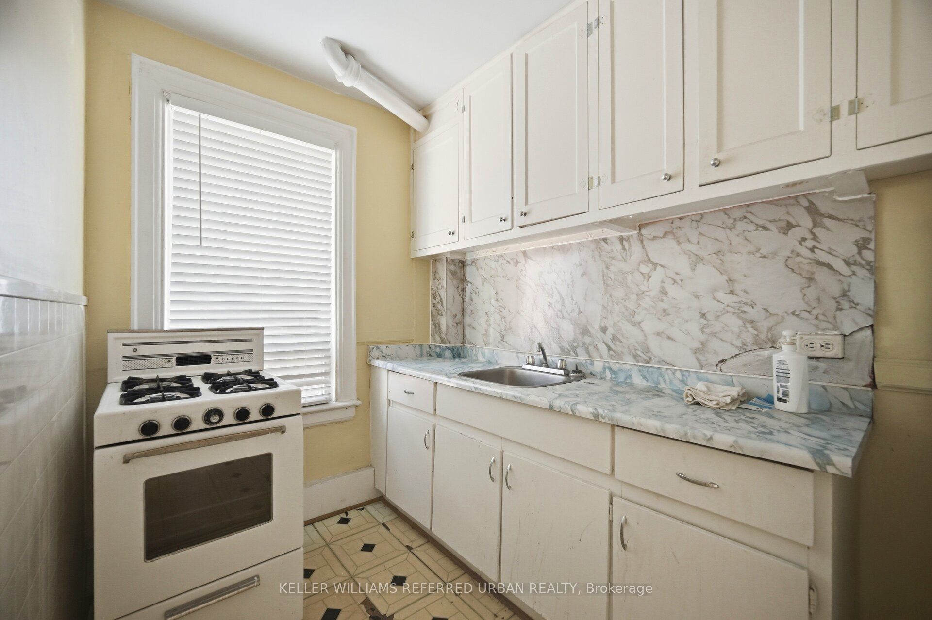126 Close Avenue Property Photo 21