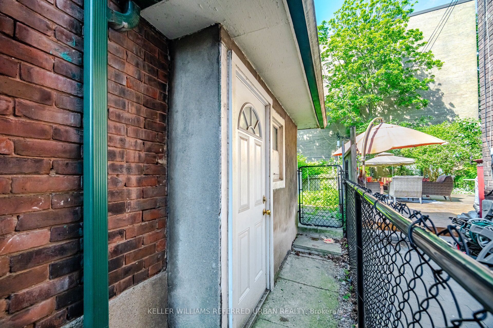 126 Close Avenue Property Photo 41