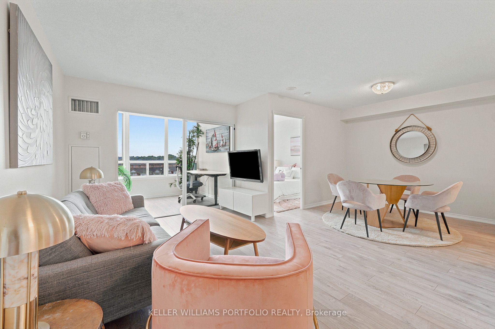 135 Hillcrest Avenue 605 Property Photo 1