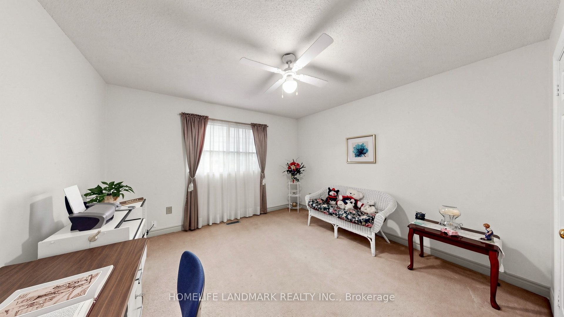 2590 Ambercroft Trail Property Photo 32