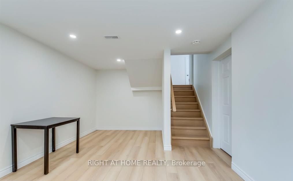 49 Rayne Avenue Property Photo 19