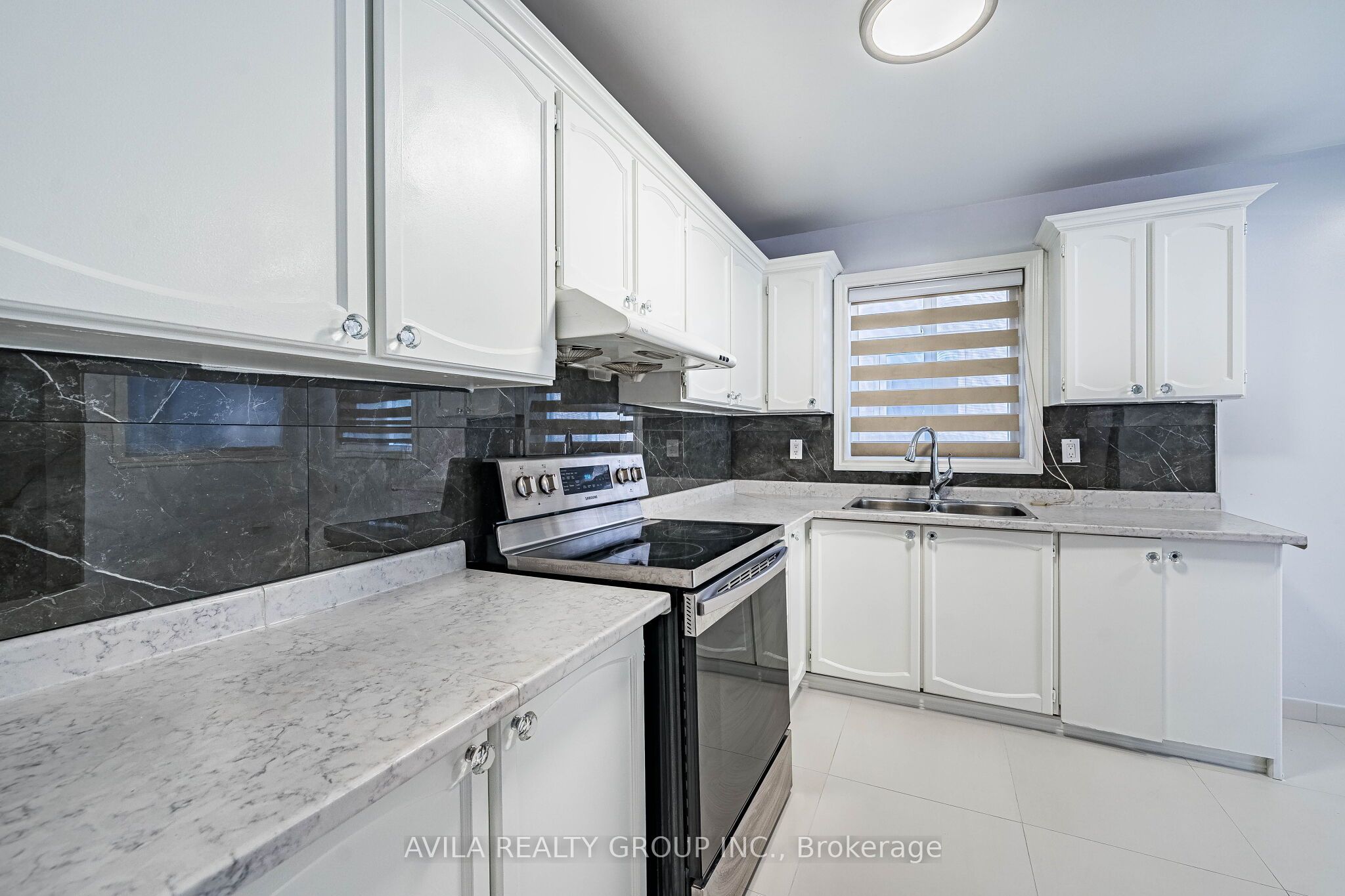 31 Wheatfield Road Property Photo 5