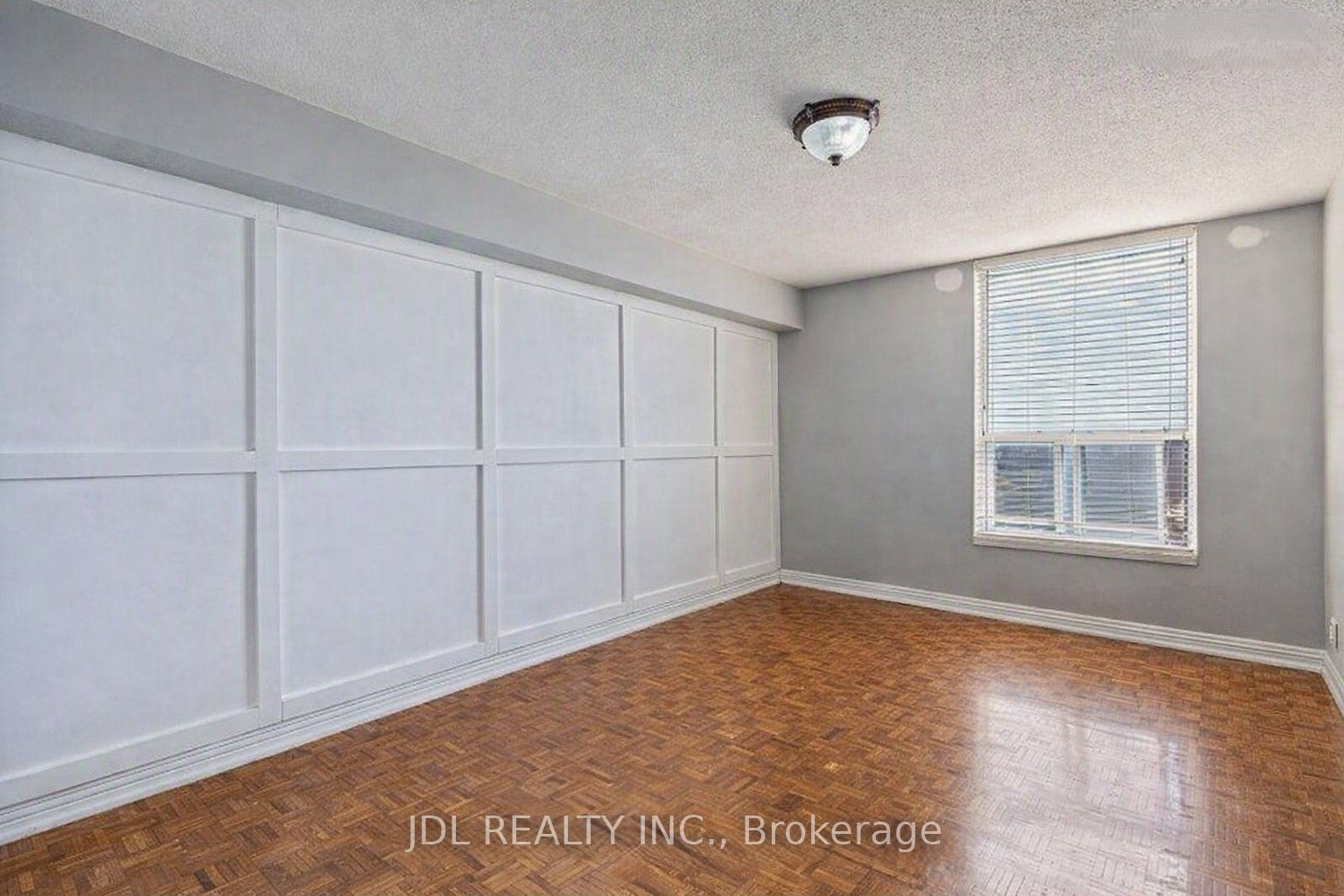 85 Emmett Avenue 1807 Property Photo 11