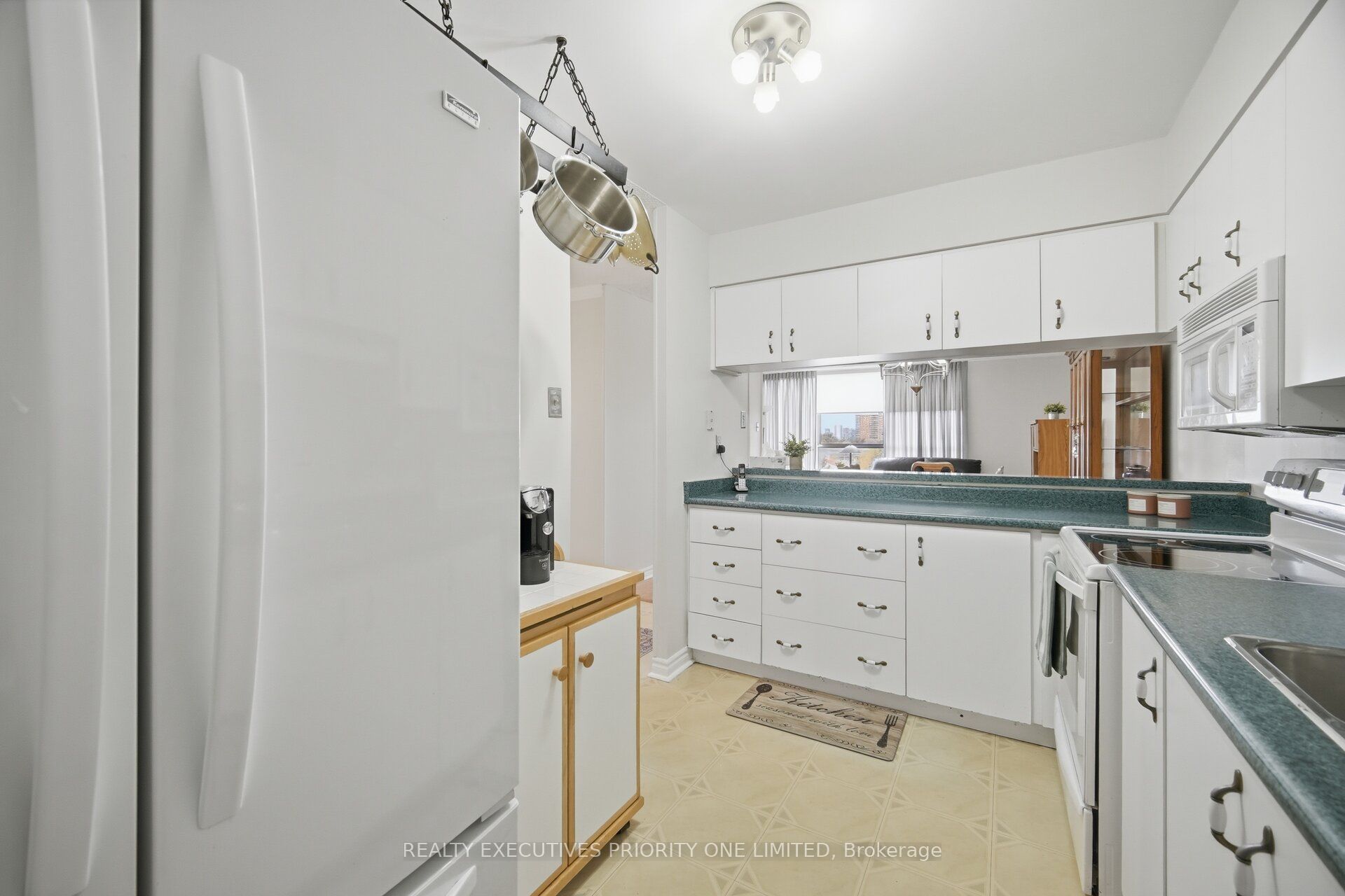 10 Martha Eaton Way 1013 Property Photo 10