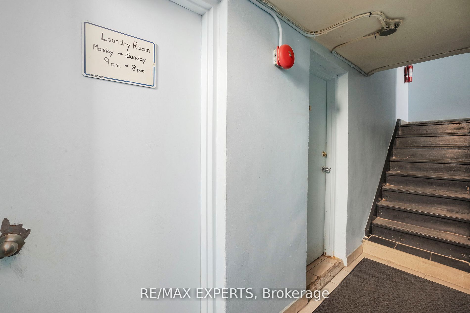 3261a Lakeshore Boulevard W 101 Property Photo 16