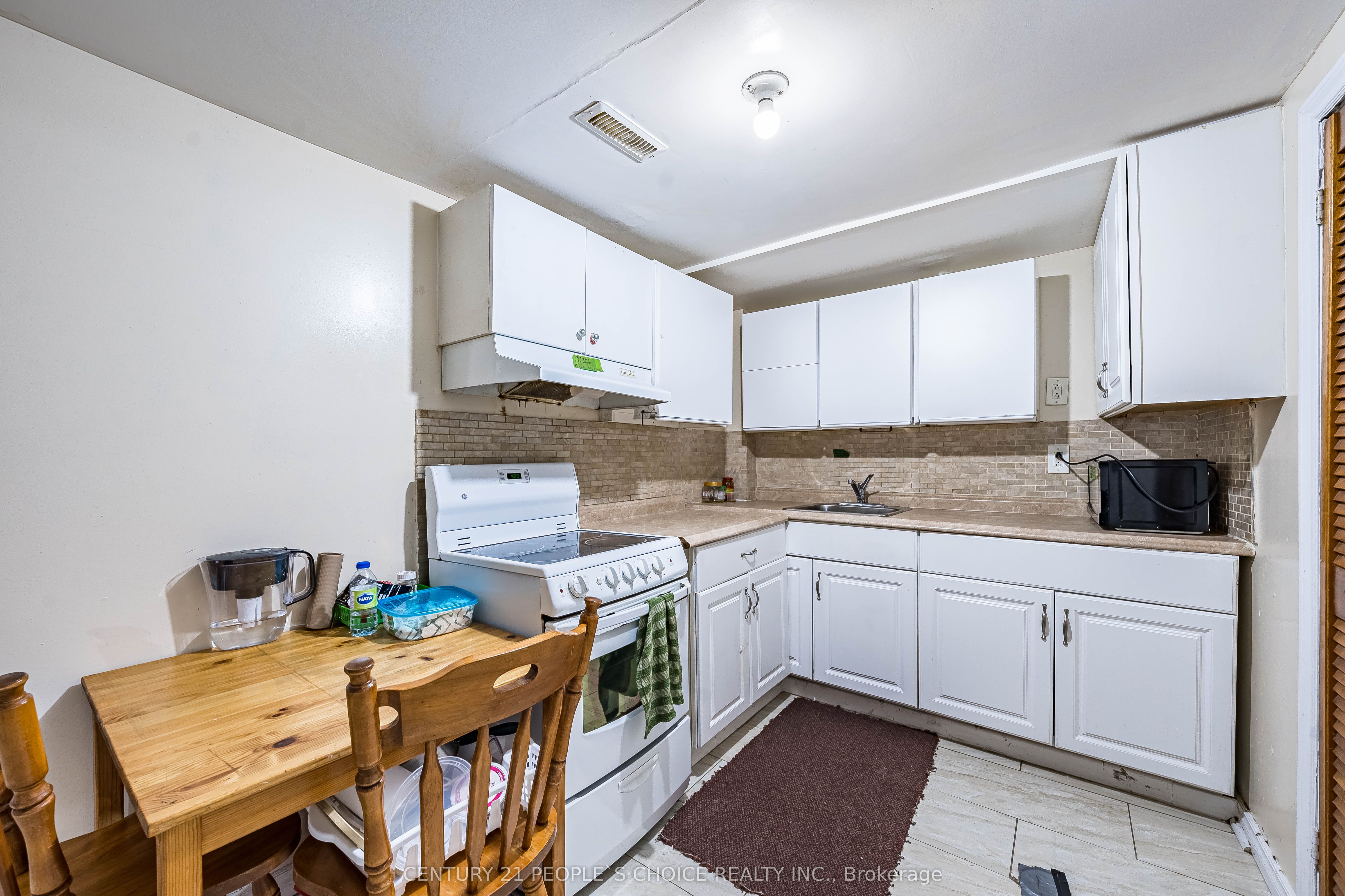 242 John Garland Boulevard 2 Property Photo 8