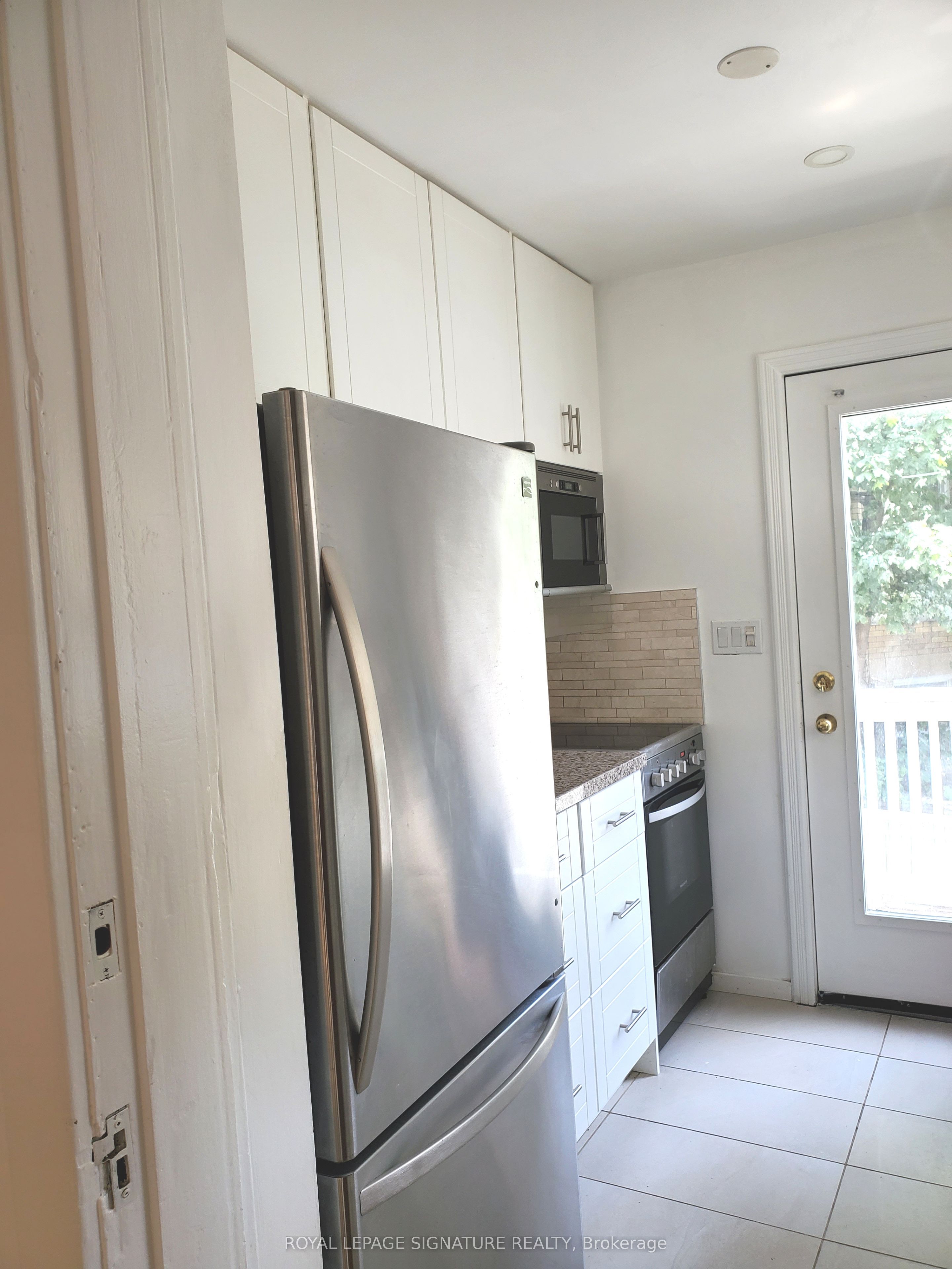 1 Maynard Avenue 1 Property Photo 17