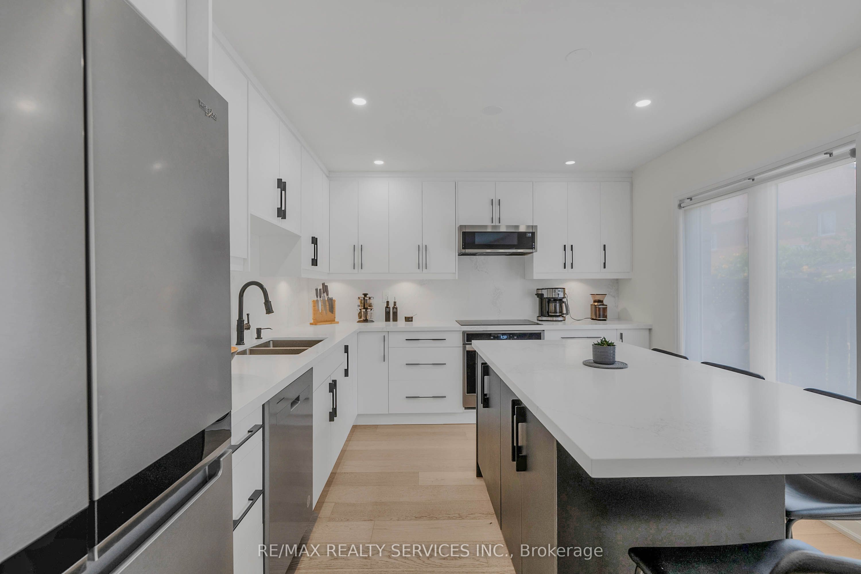 128 Seaside Circle Property Photo 10
