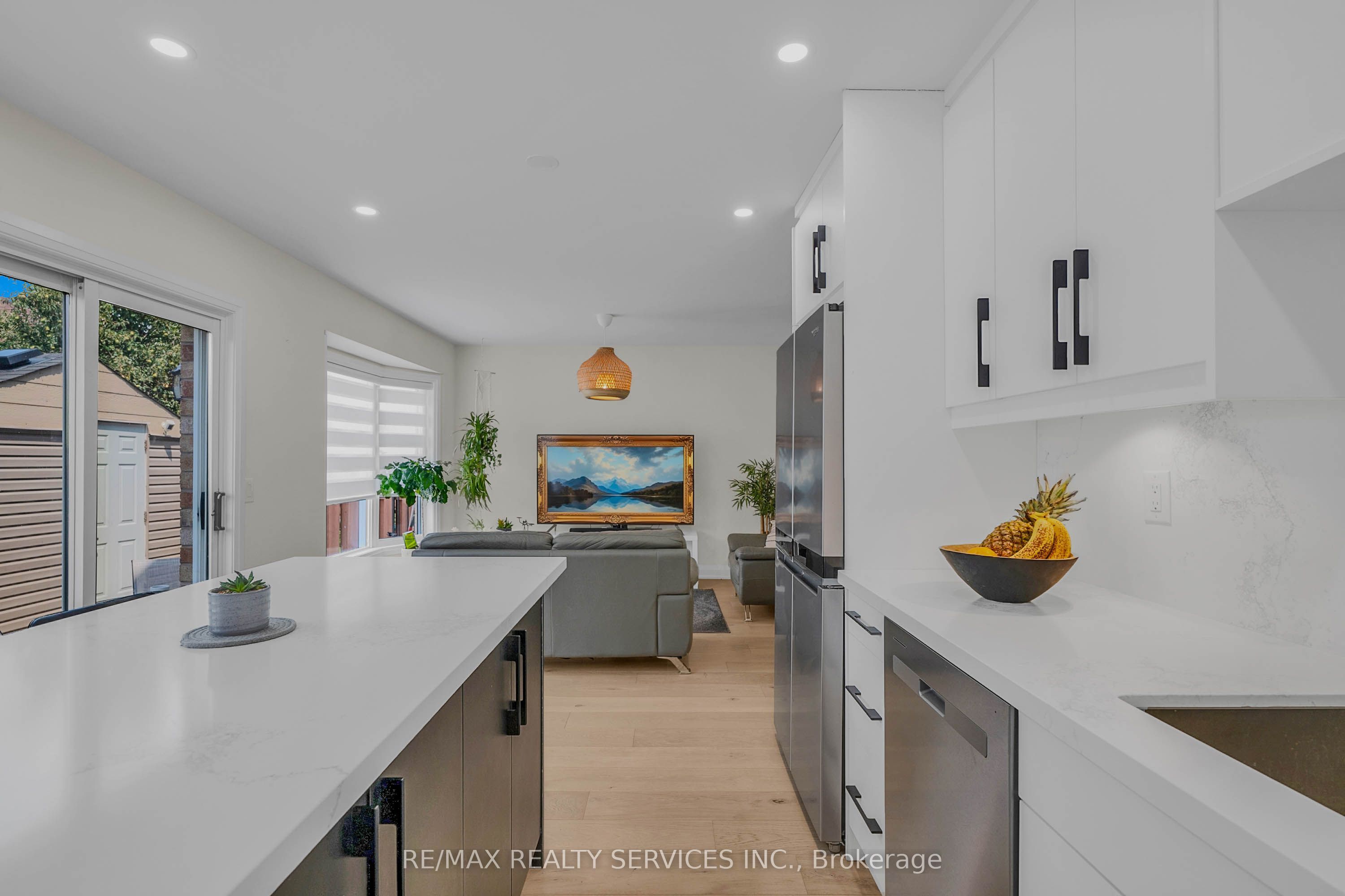 128 Seaside Circle Property Photo 13