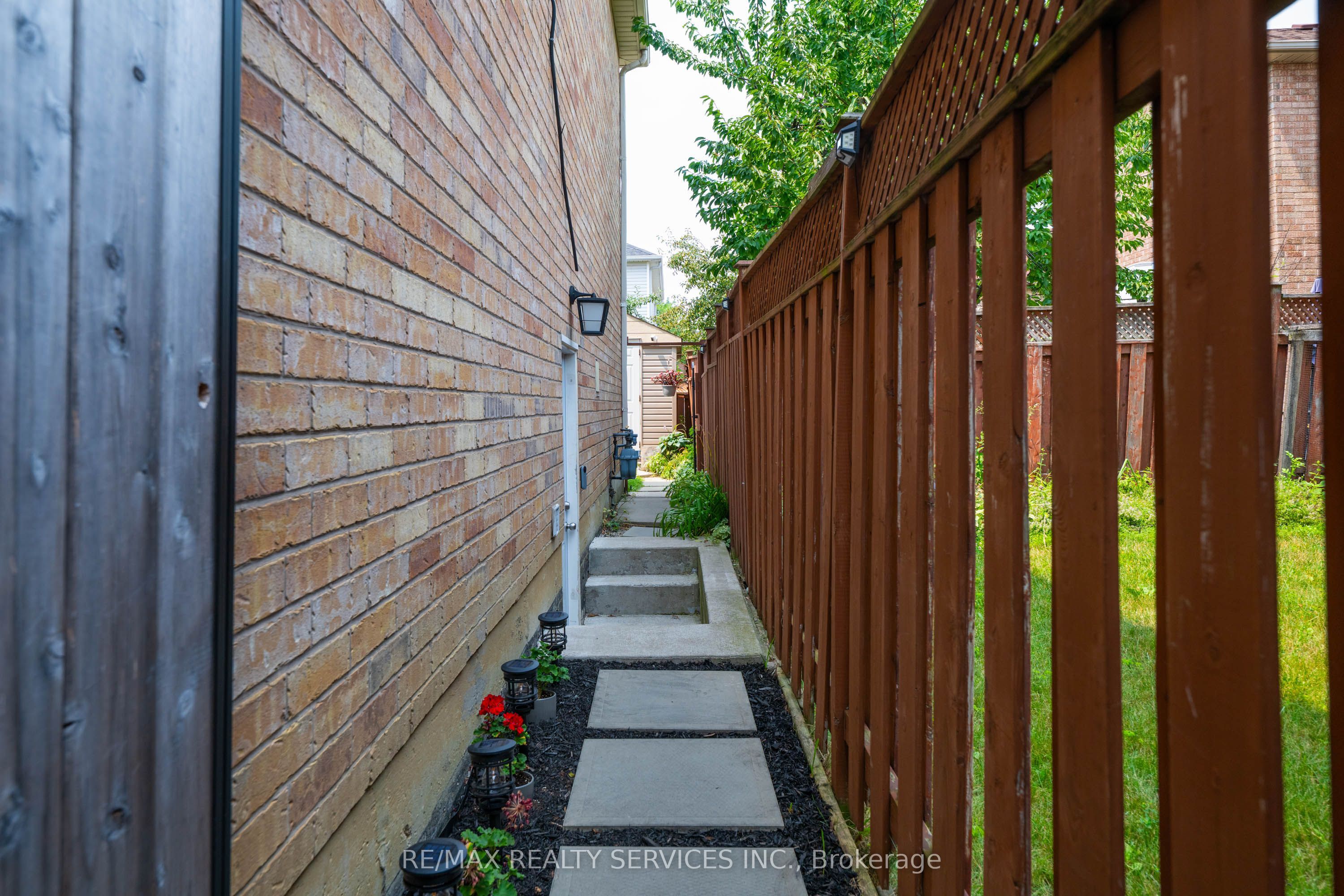 128 Seaside Circle Property Photo 40