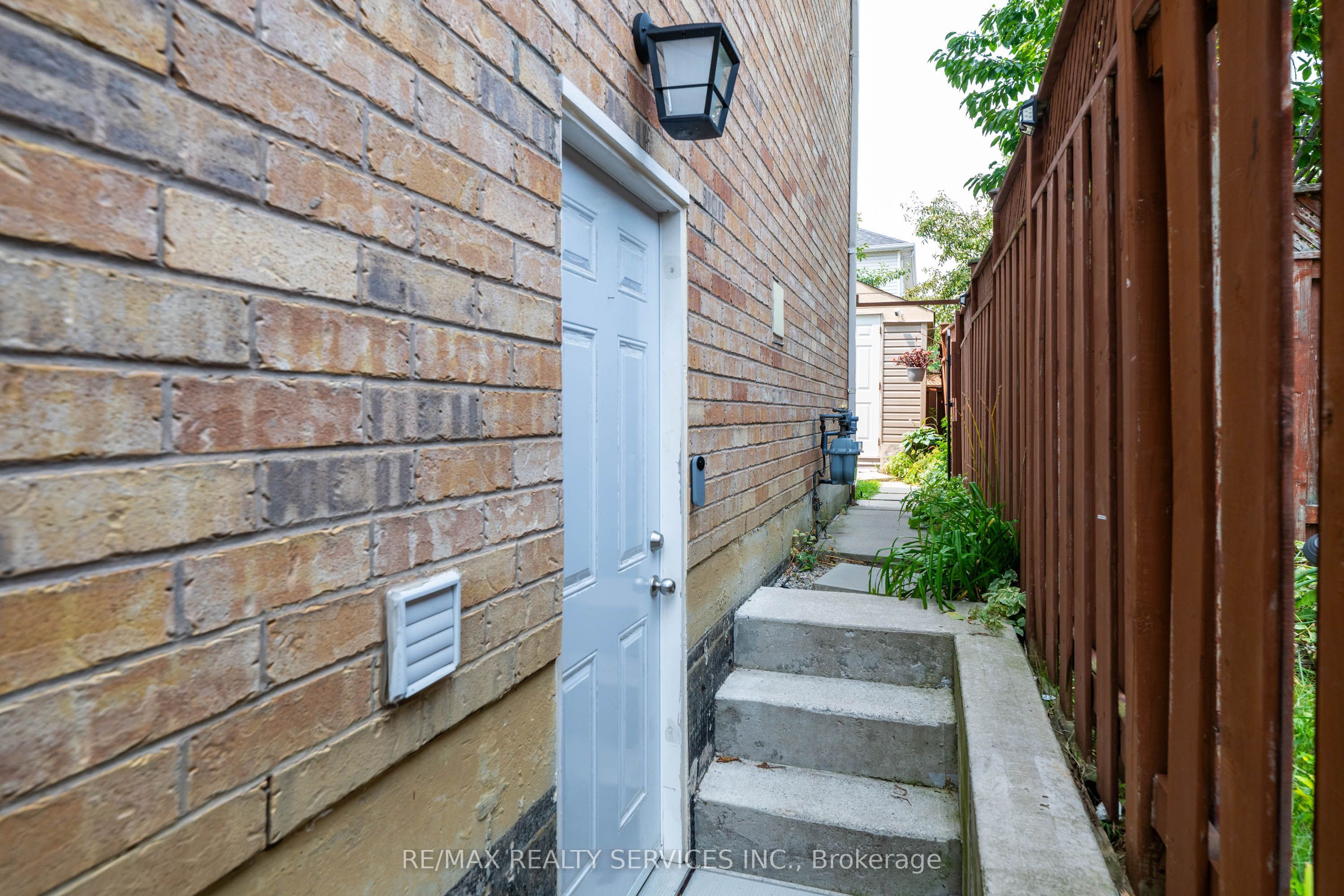 128 Seaside Circle Property Photo 41