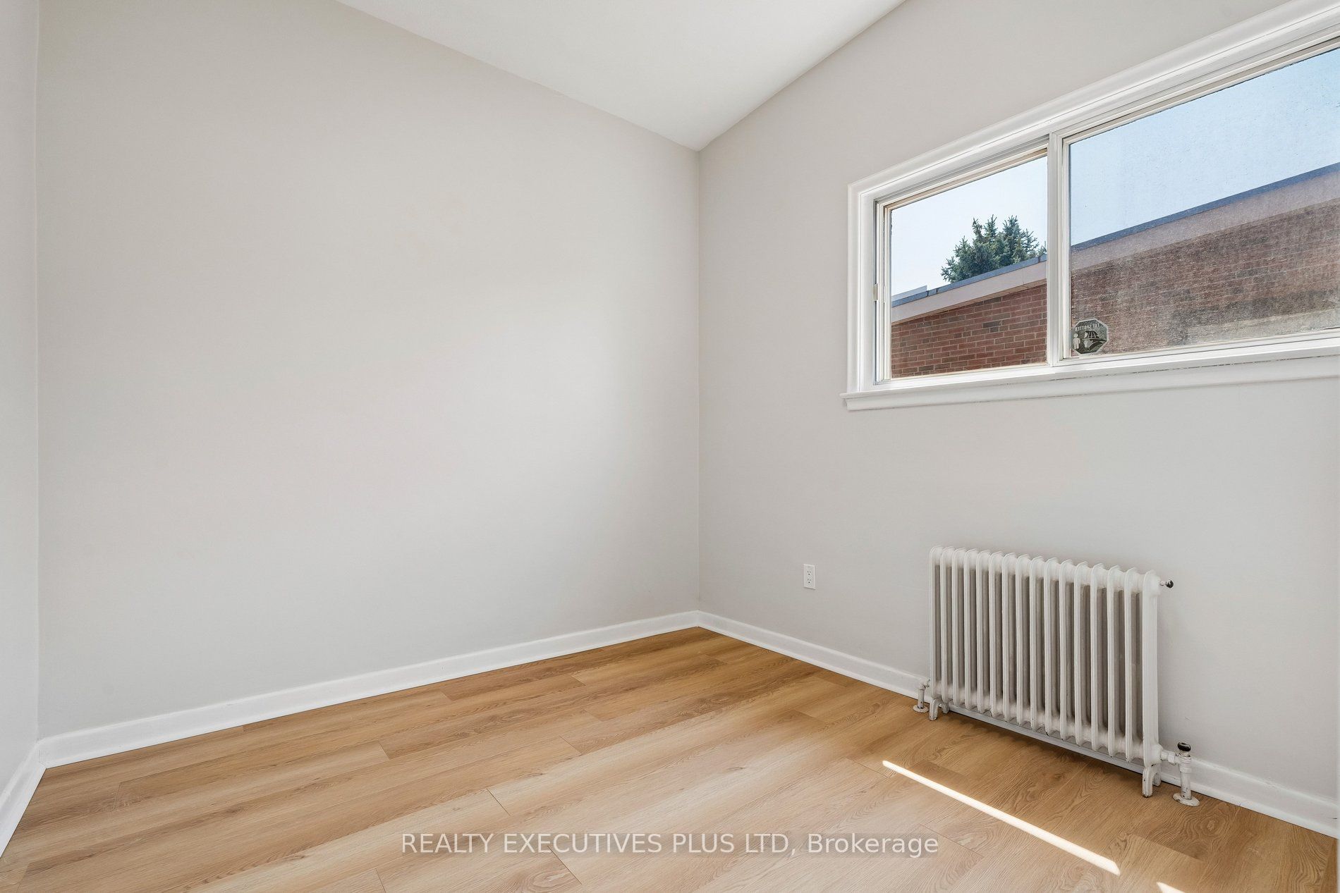 74 Calstock Drive Property Photo 27