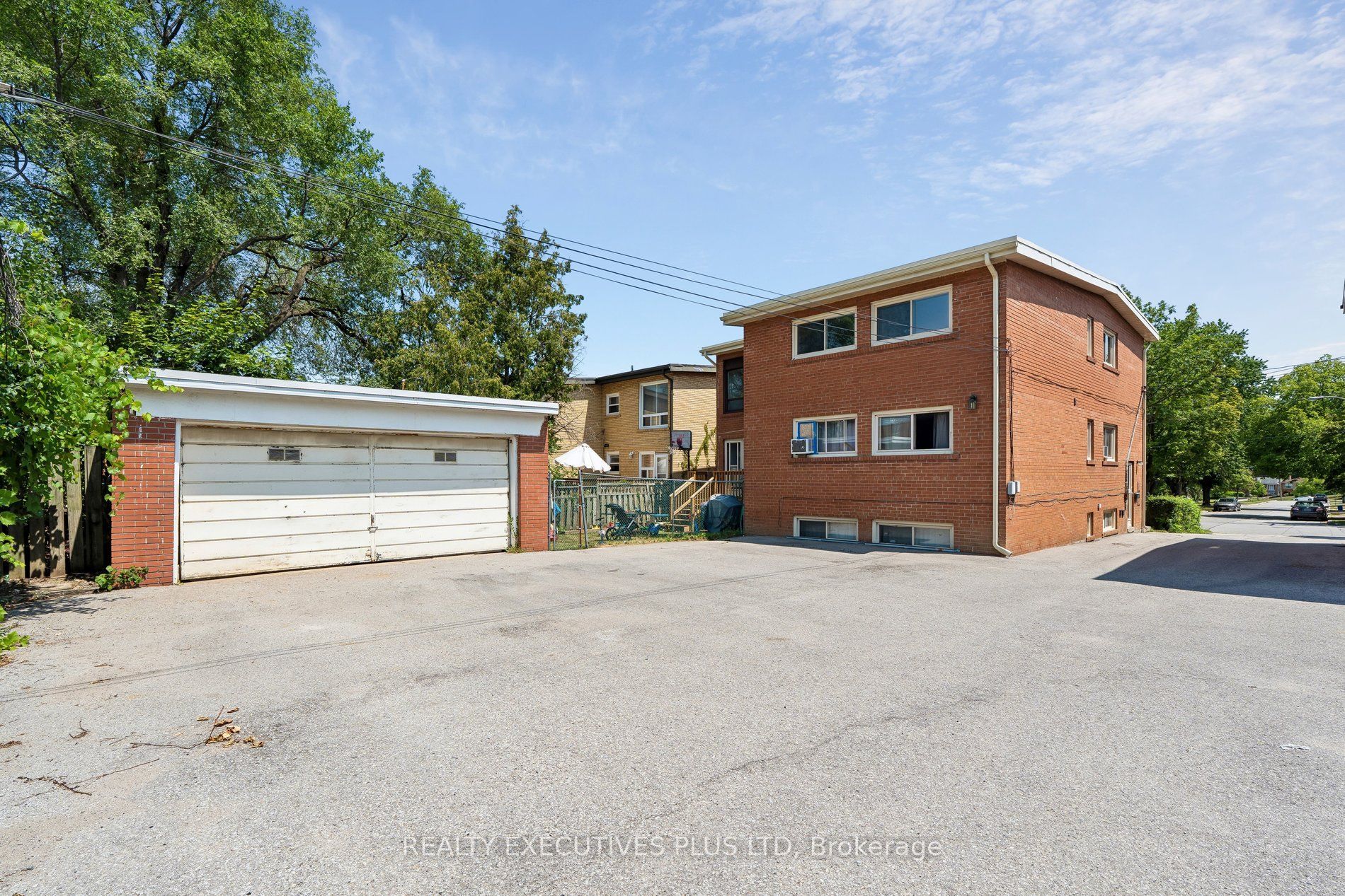 74 Calstock Drive Property Photo 34