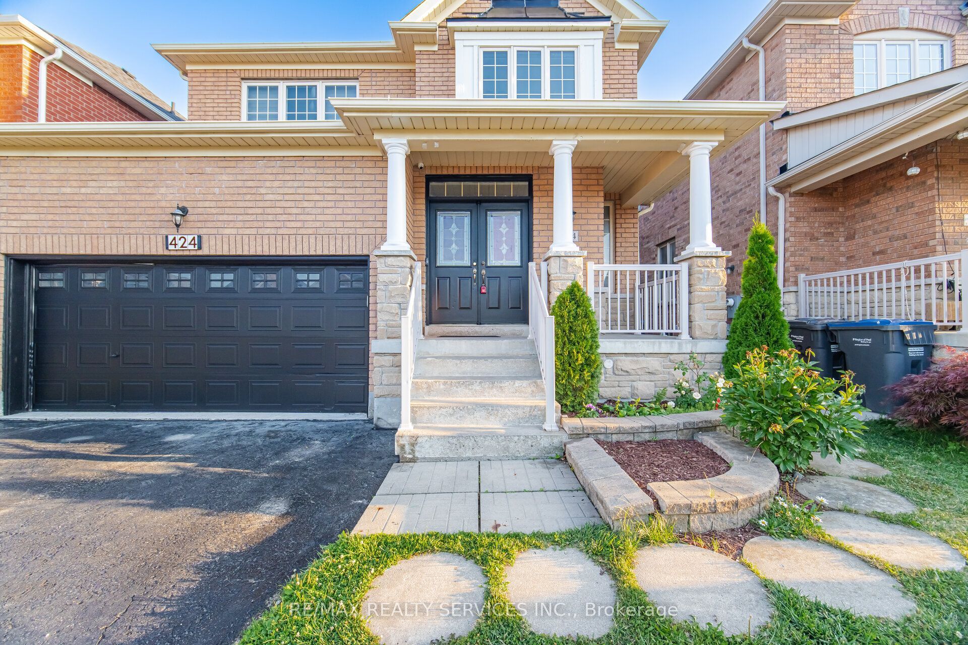 424 Sunny Meadow Boulevard Property Photo 4
