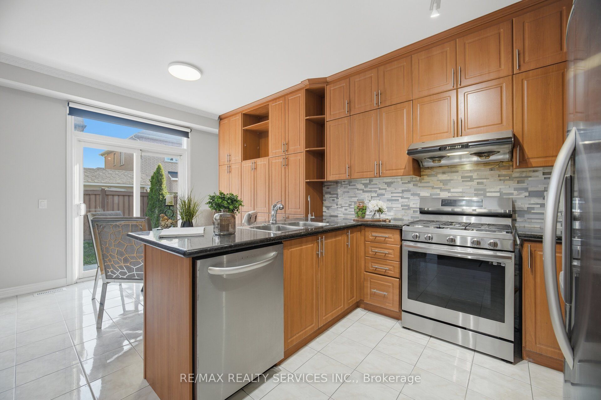 424 Sunny Meadow Boulevard Property Photo 15
