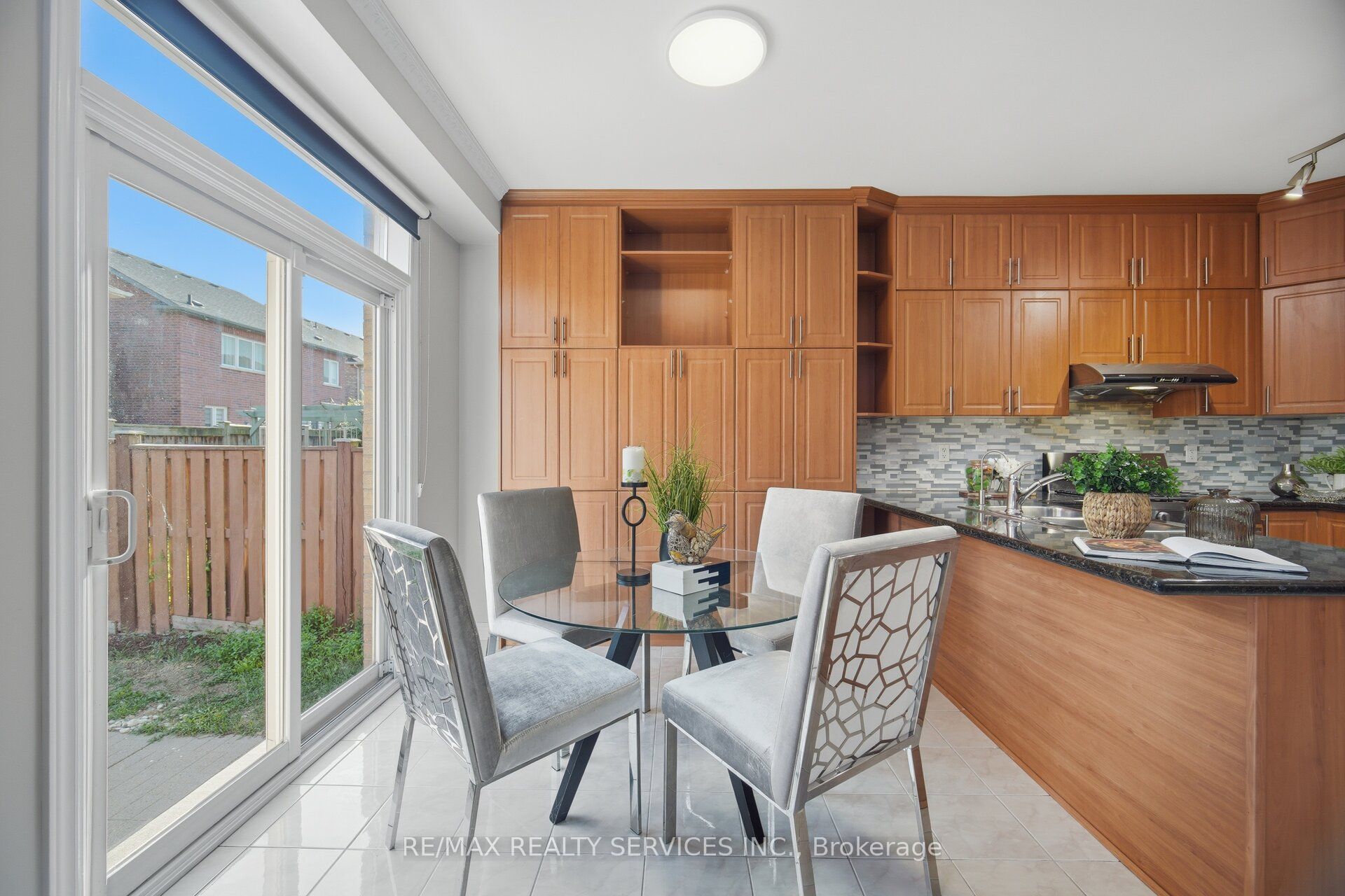 424 Sunny Meadow Boulevard Property Photo 16