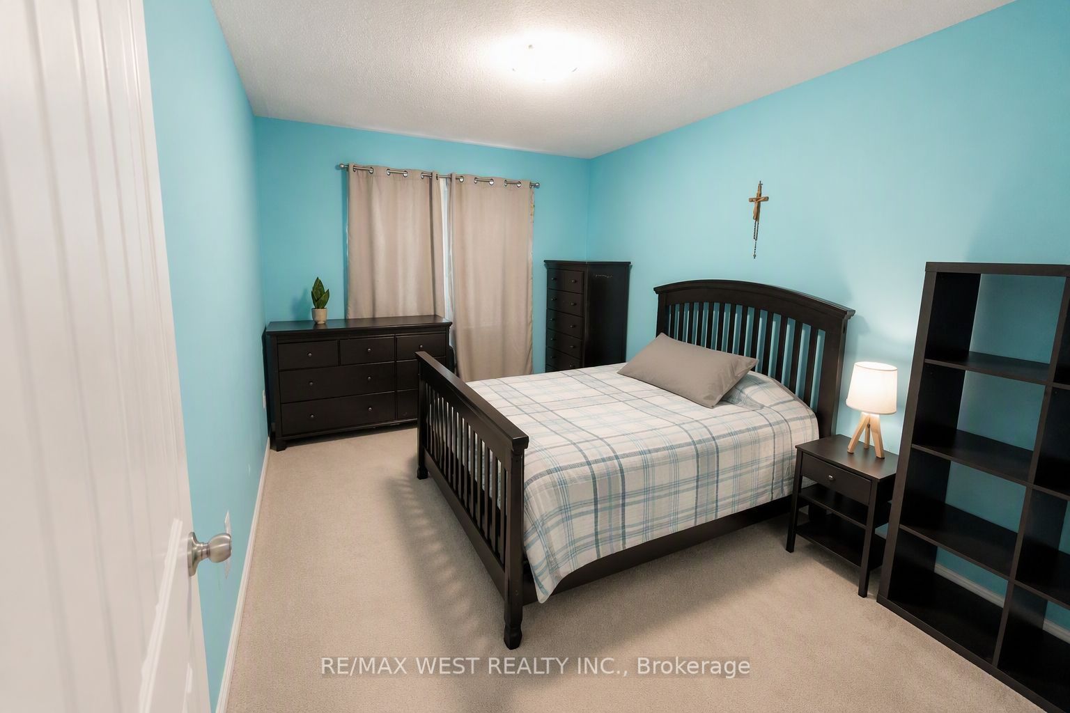 296 Ruhl Drive Property Photo 17