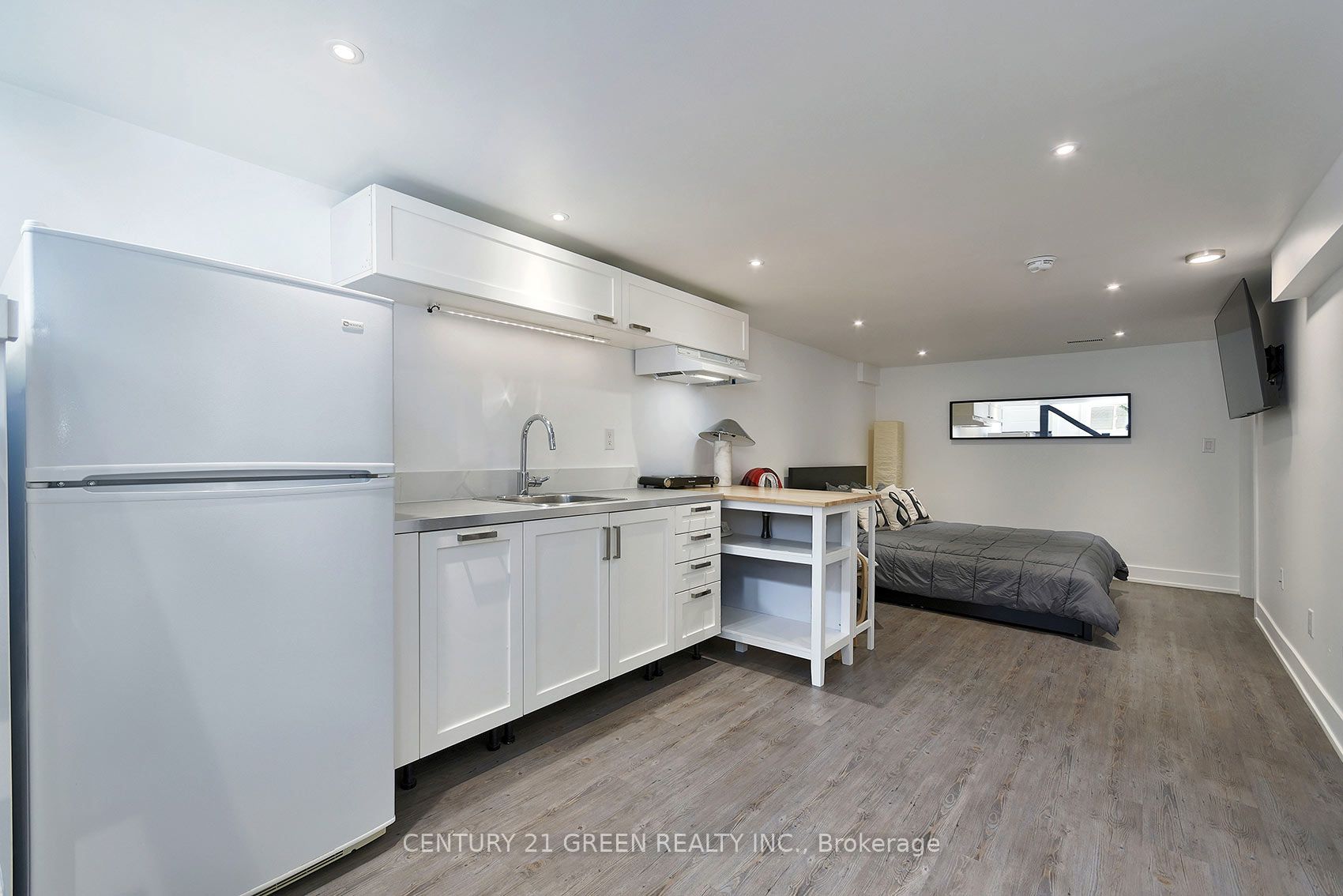 32 Castlebar Road Property Photo 42