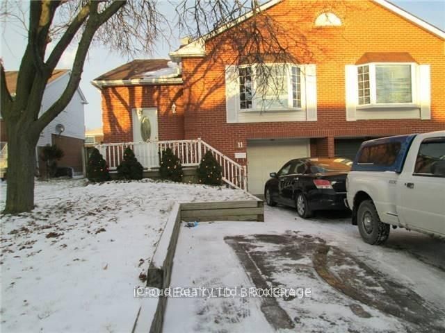 11 Judith Crescent Property Photo 1